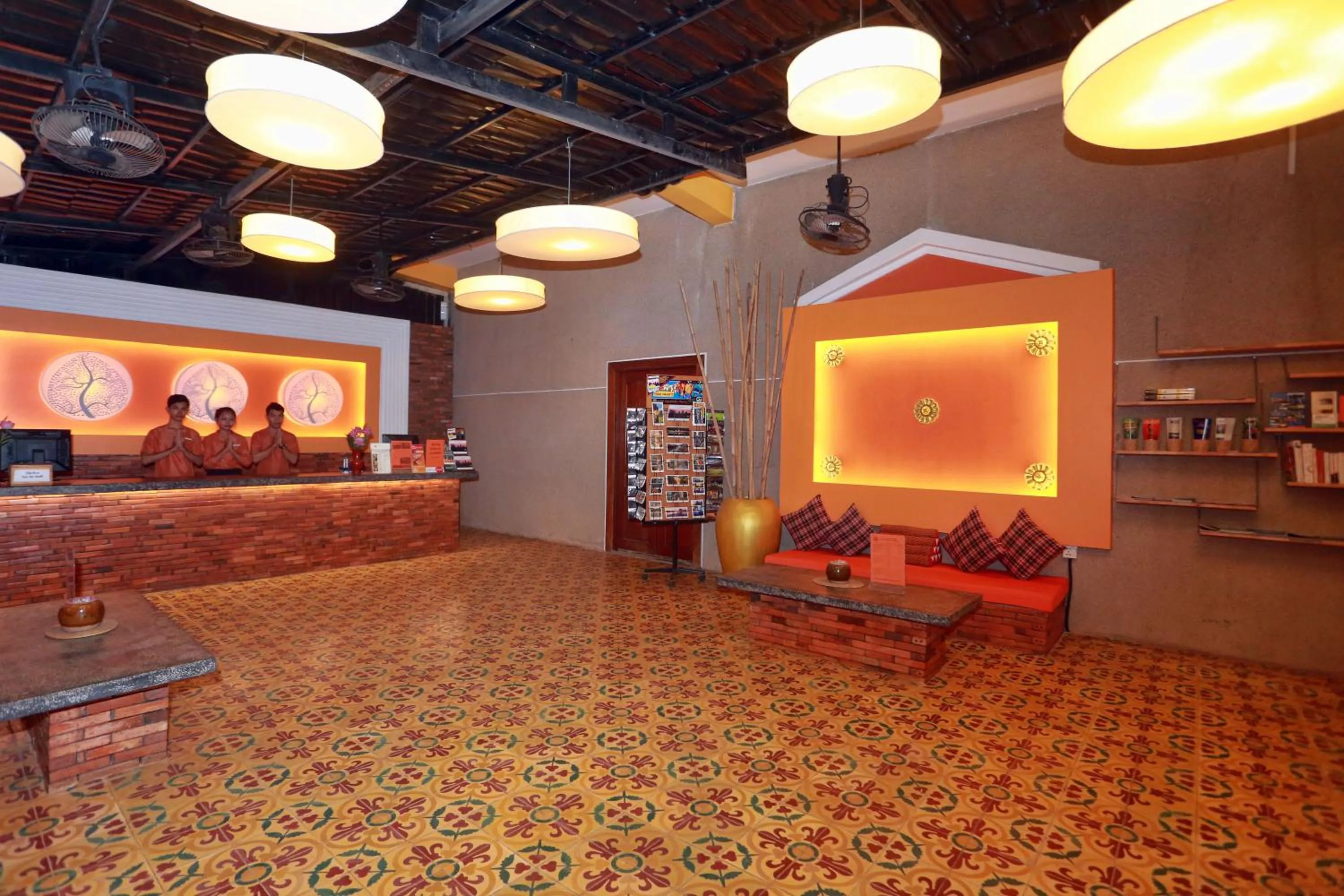 Lobby or reception in Central Indochine d'Angkor Hotel