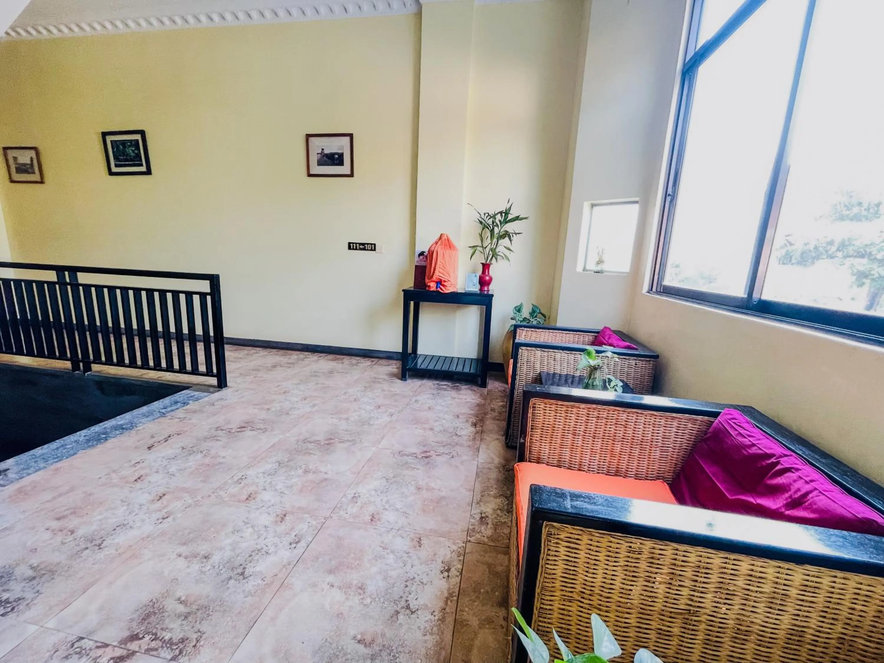 Property building, Bed in Central Indochine d'Angkor Hotel