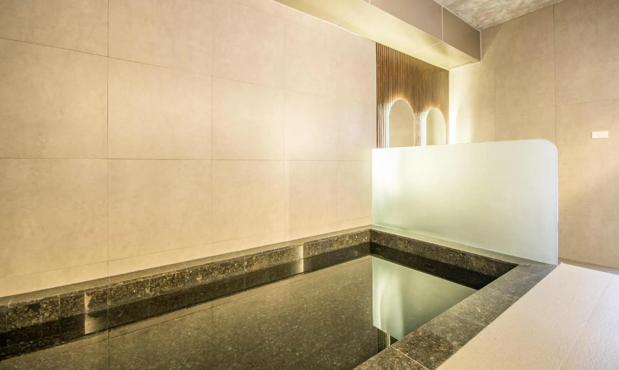 Hot Tub in Jasmine Resort Sriracha