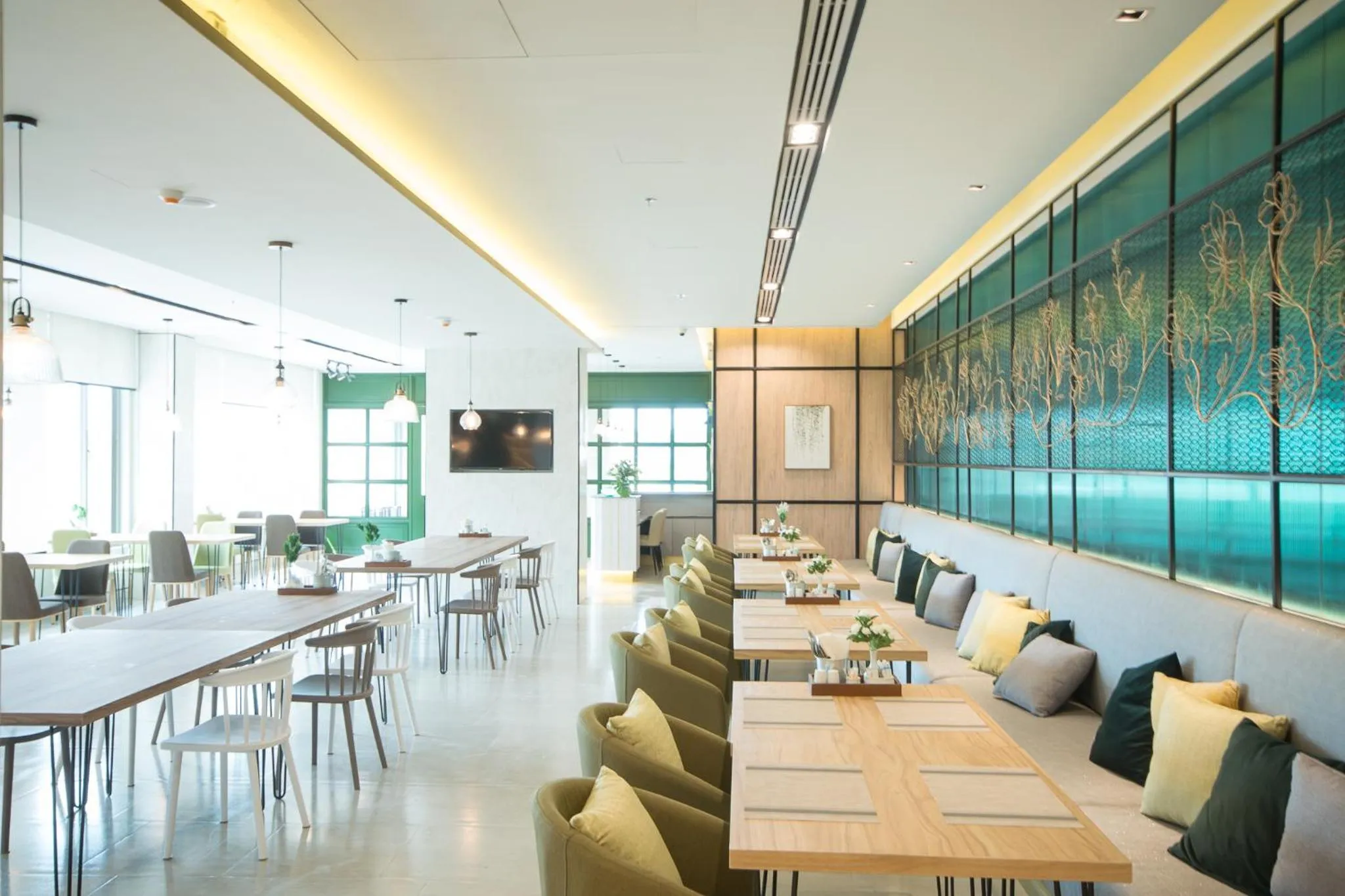 Restaurant/places to eat in Jasmine Resort Sriracha