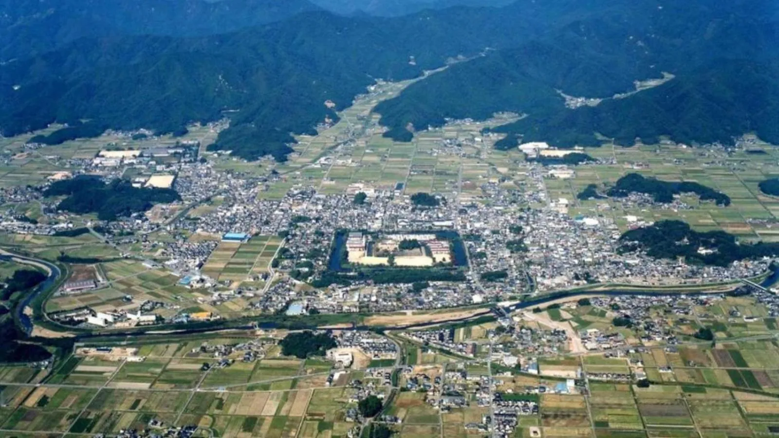 City view in NIPPONIA Sasayama Castle Town Hotel
