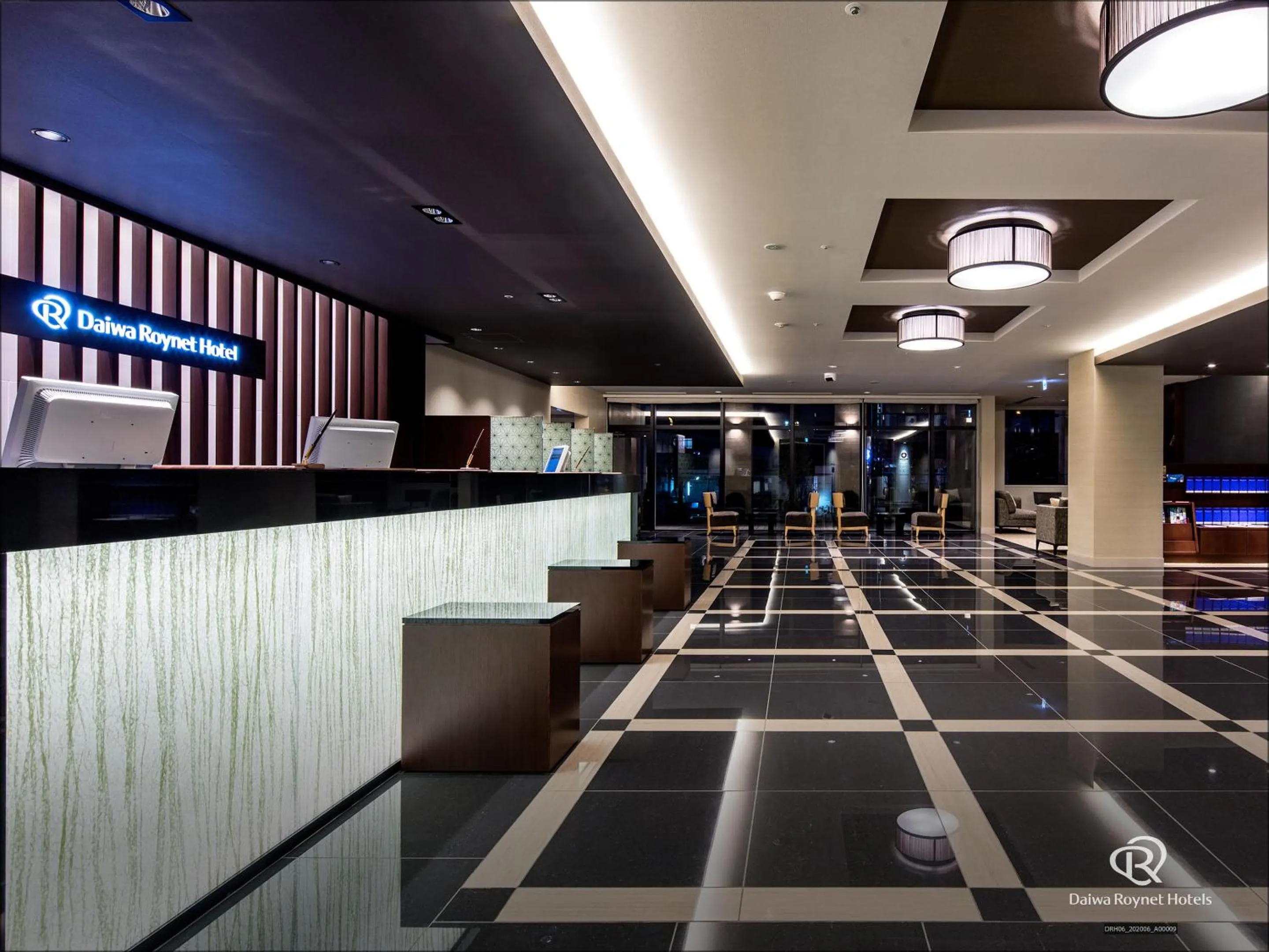 Lobby or reception in Daiwa Roynet Hotel Matsuyama