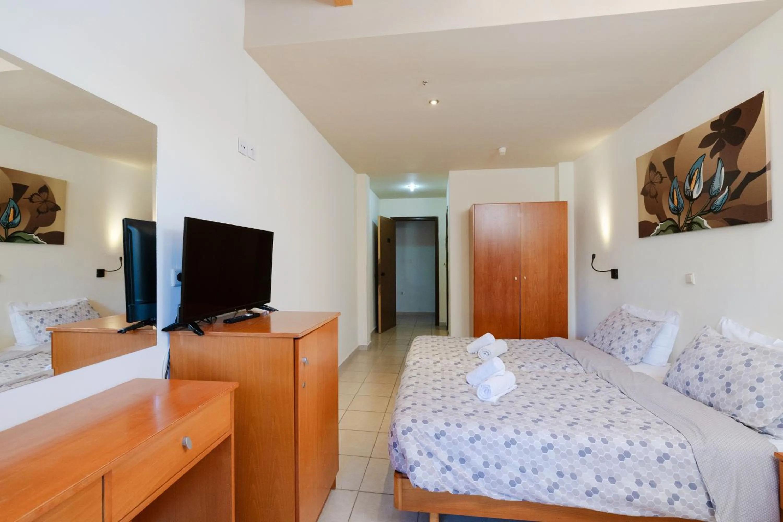 Bed in Heleni Beach Hotel