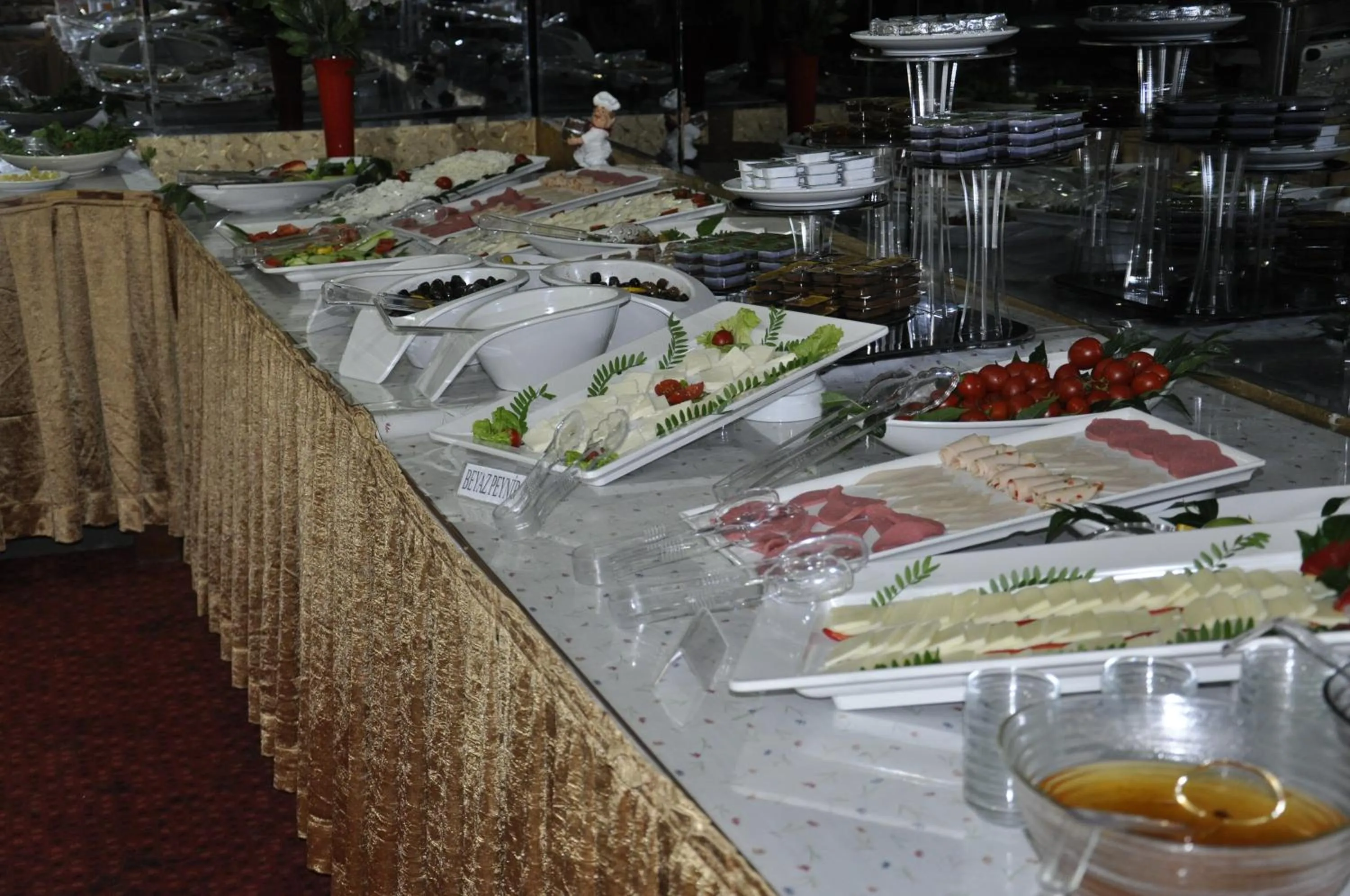 Food in Kivrak Hotel
