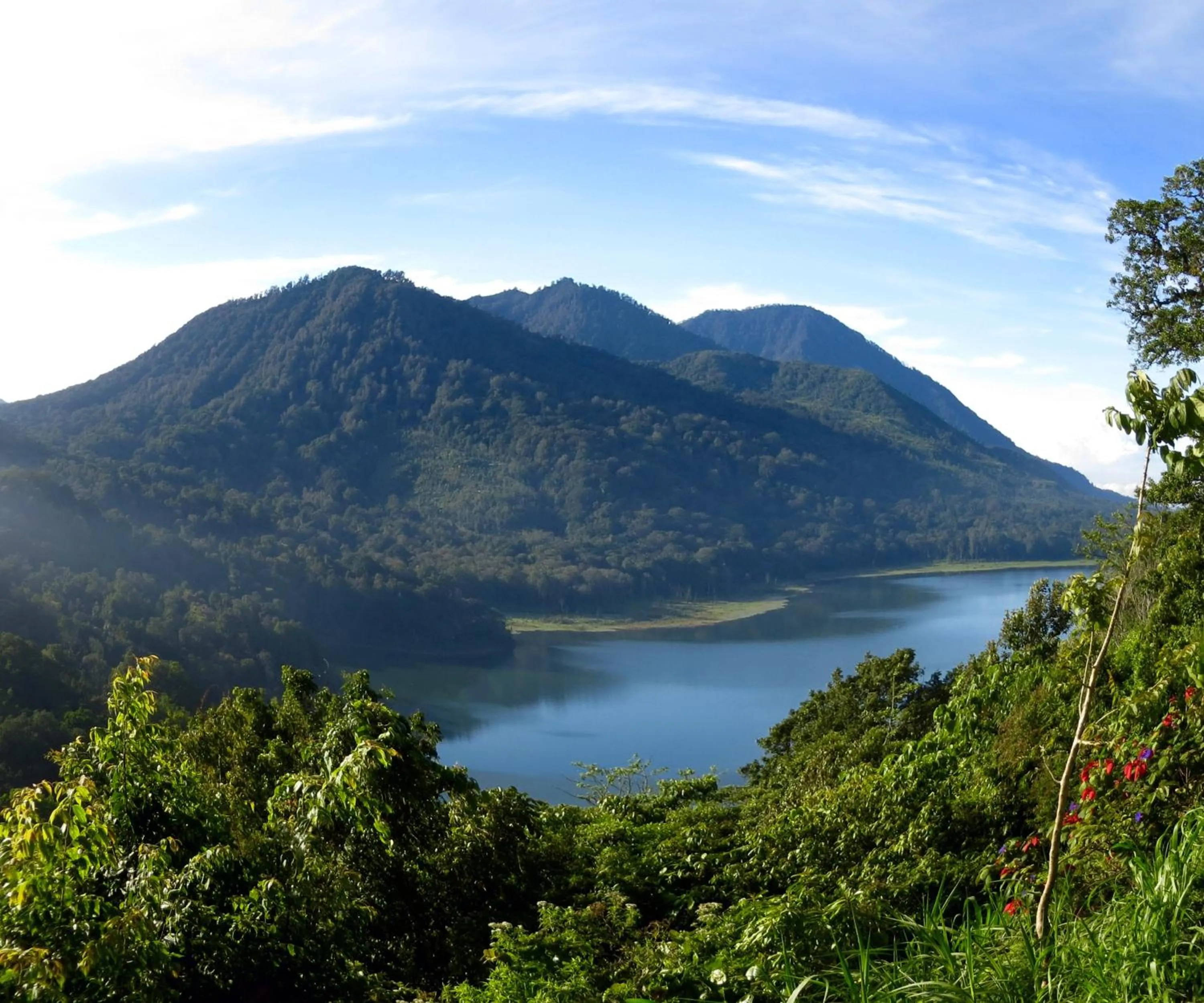 Nearby landmark in Terrasse du Lac Munduk