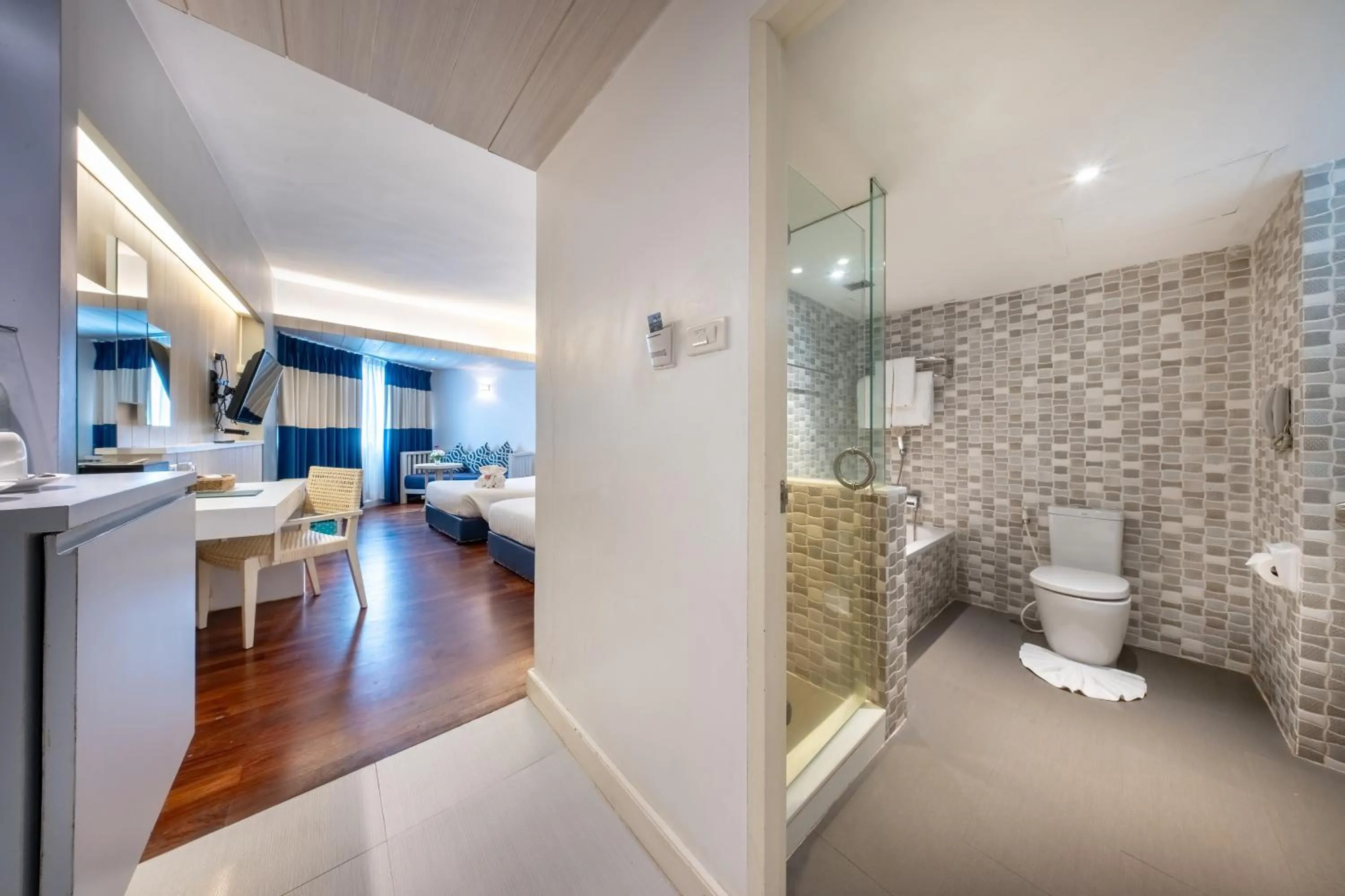 Toilet in Jomtien Palm Beach Hotel & Resort - Family-Friendly