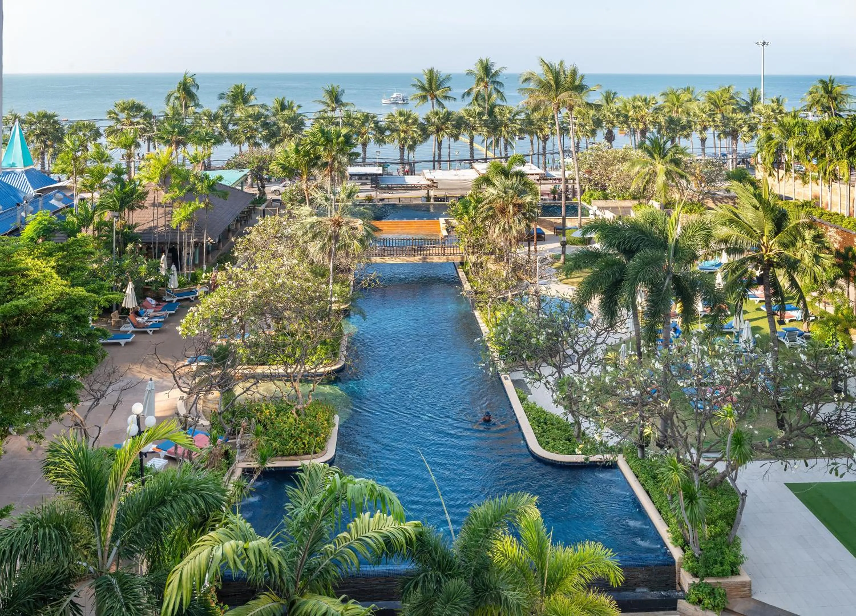 Natural landscape in Jomtien Palm Beach Hotel & Resort - Family-Friendly
