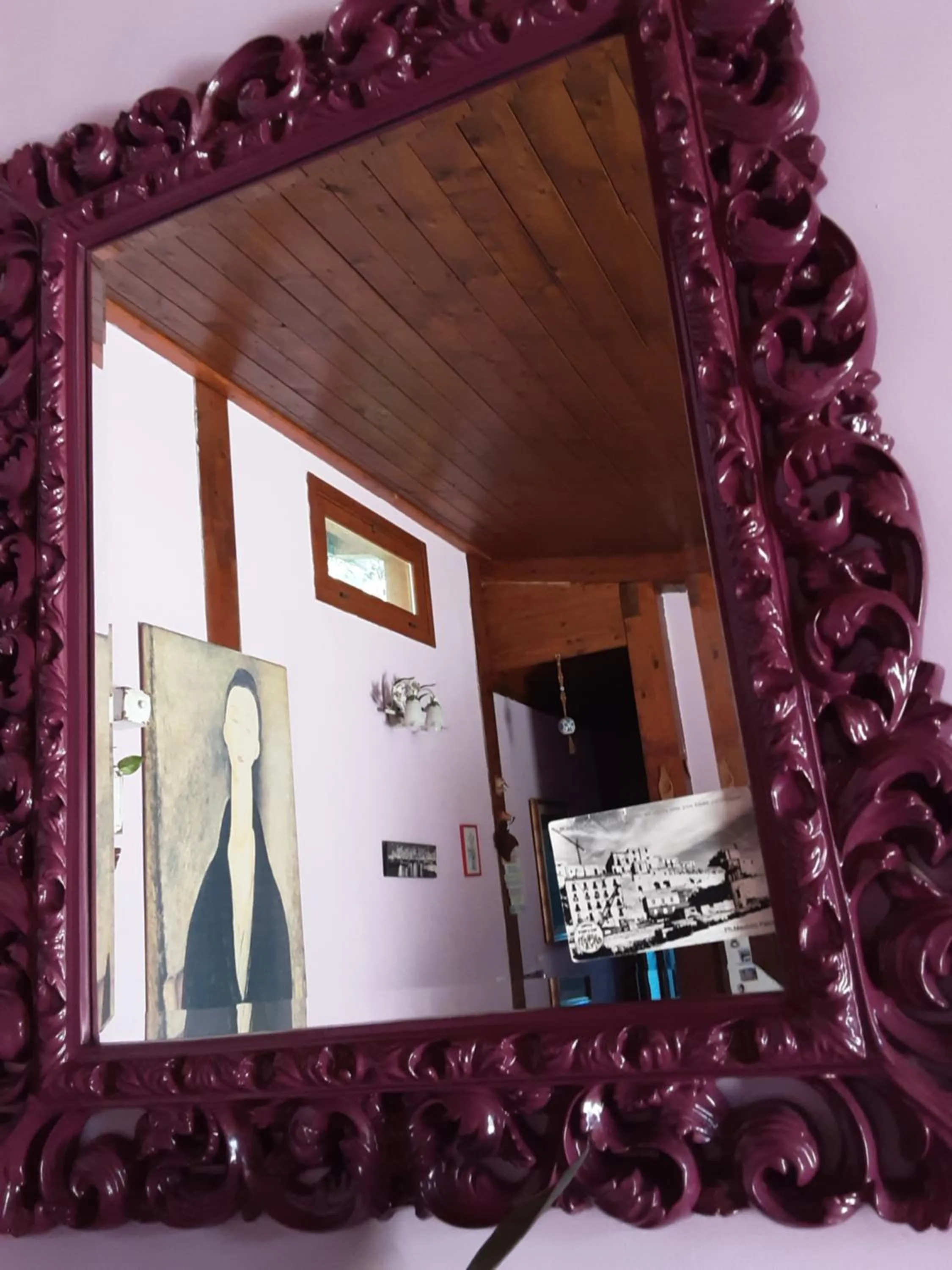 Communal lounge/ TV room in 'O Chalet