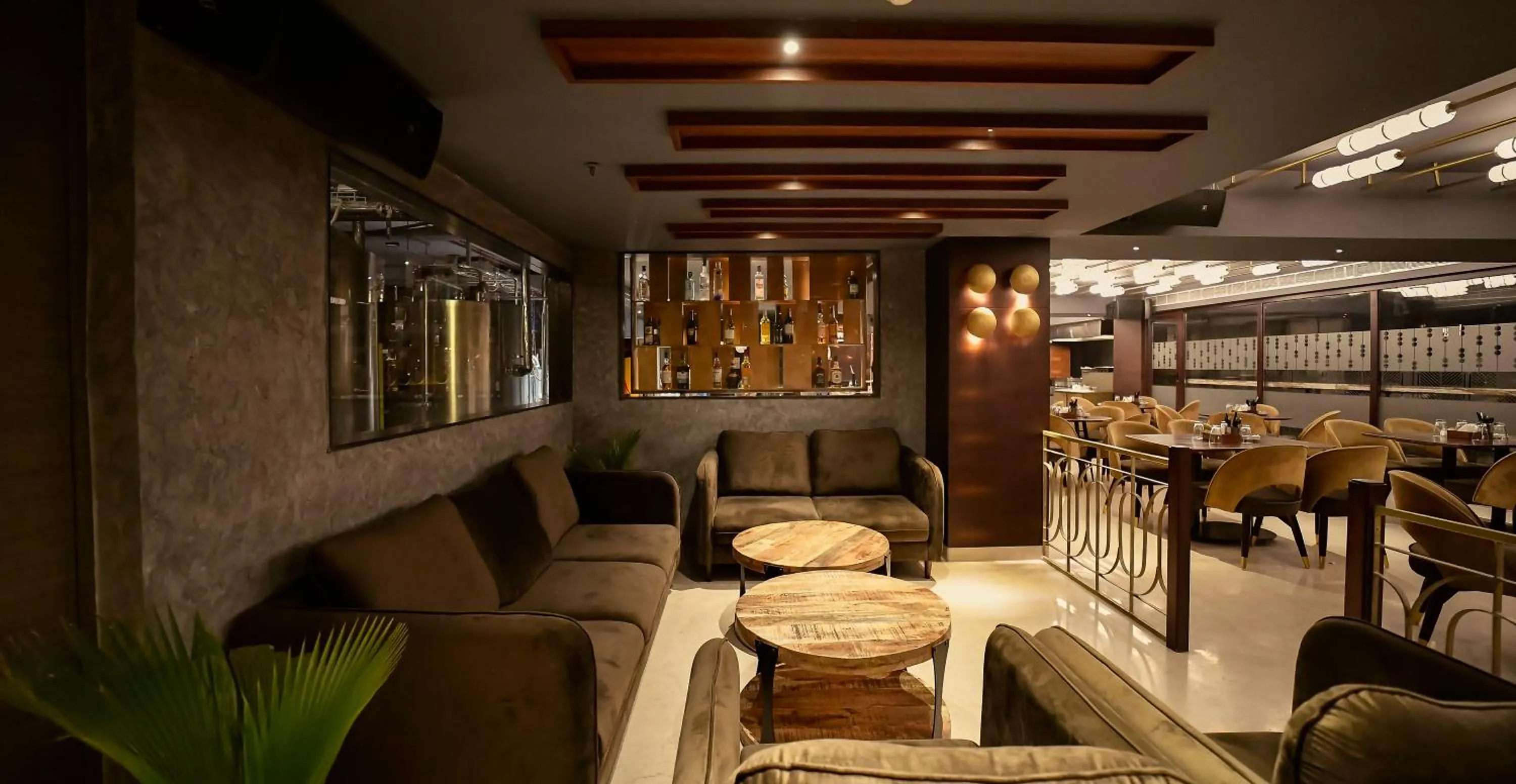 Restaurant/places to eat in Hotel Palacio