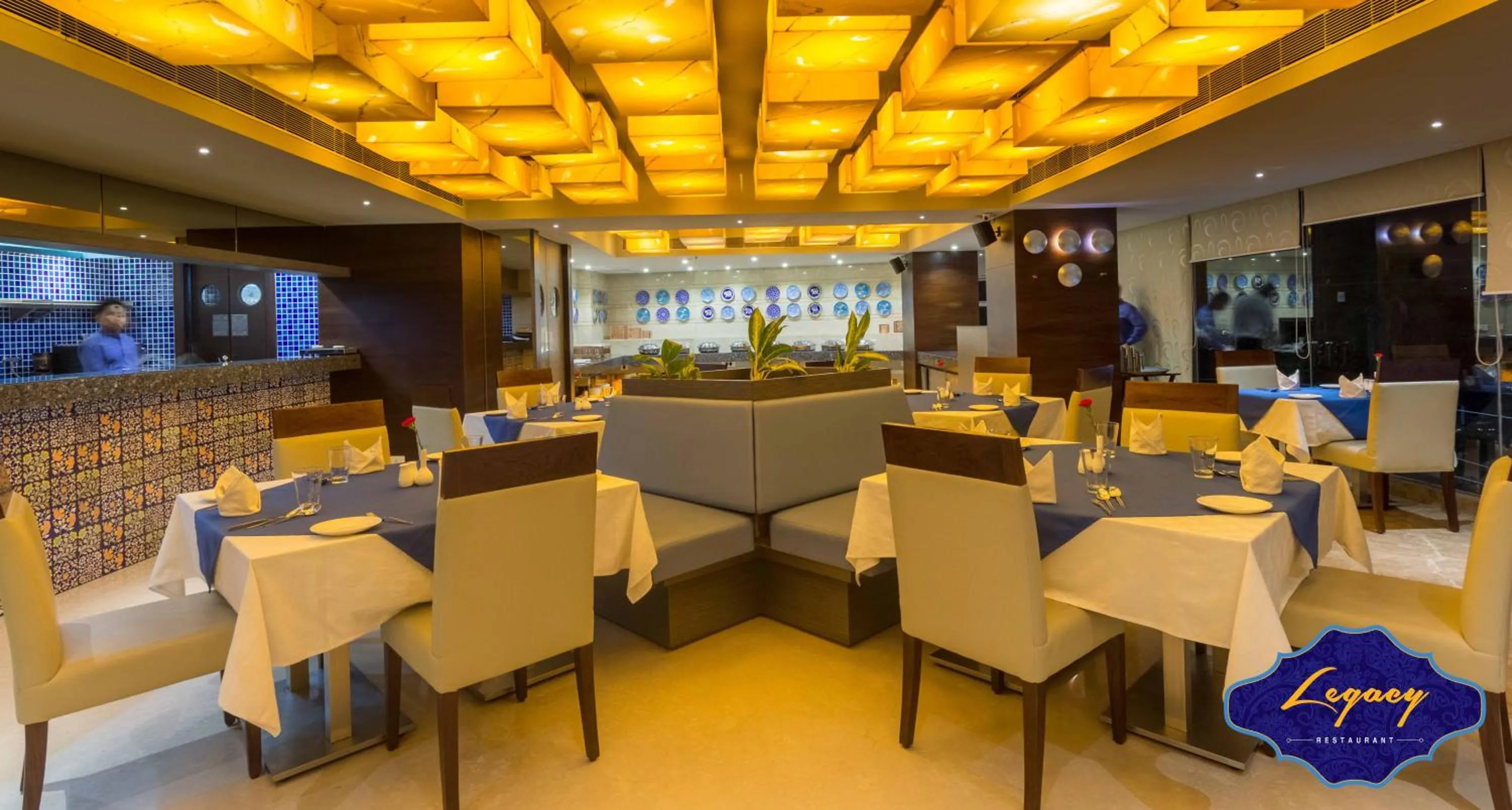 Restaurant/places to eat in Hotel Palacio