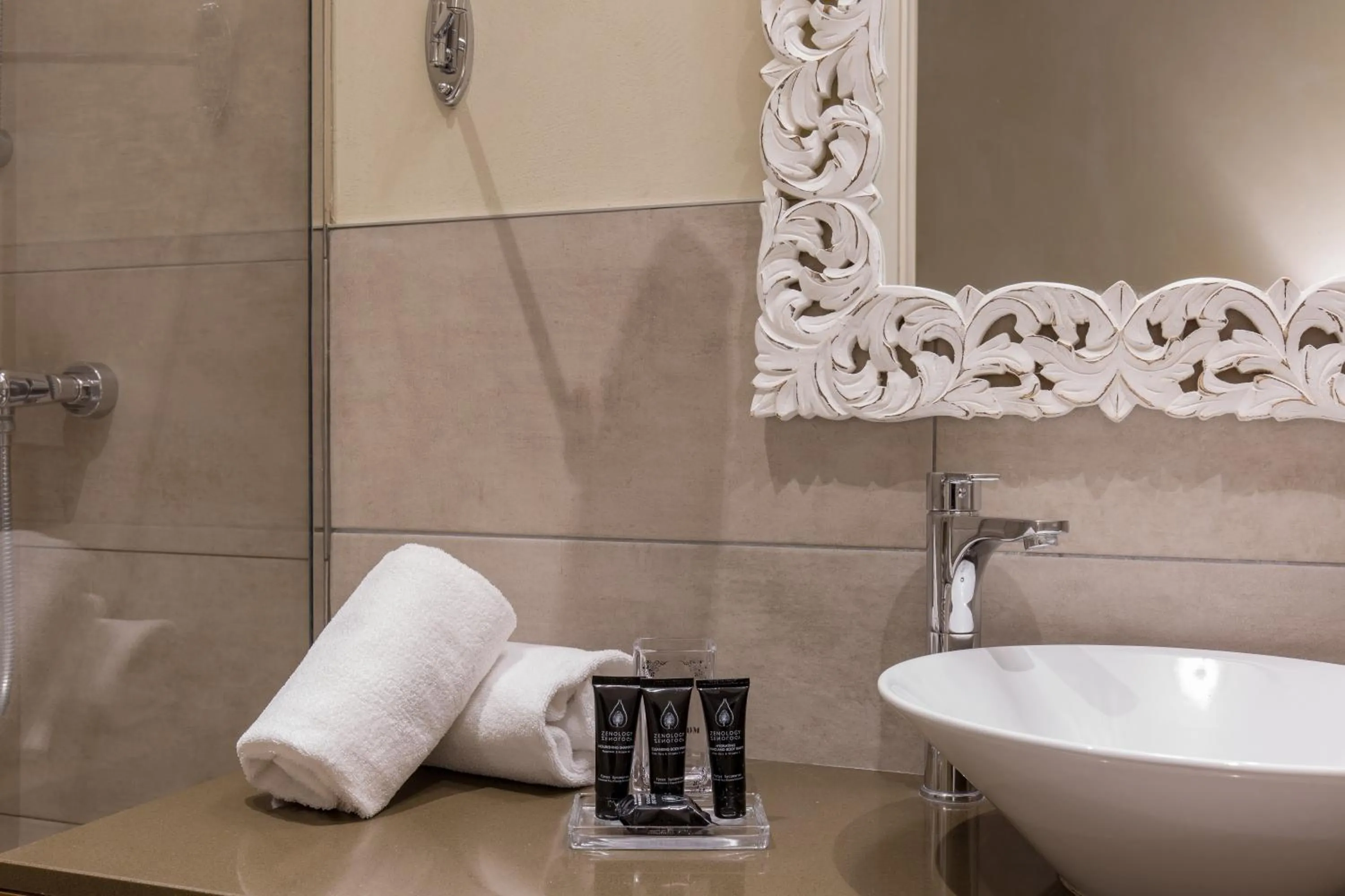 Bathroom in Residenza Bonifacio - Adults Only