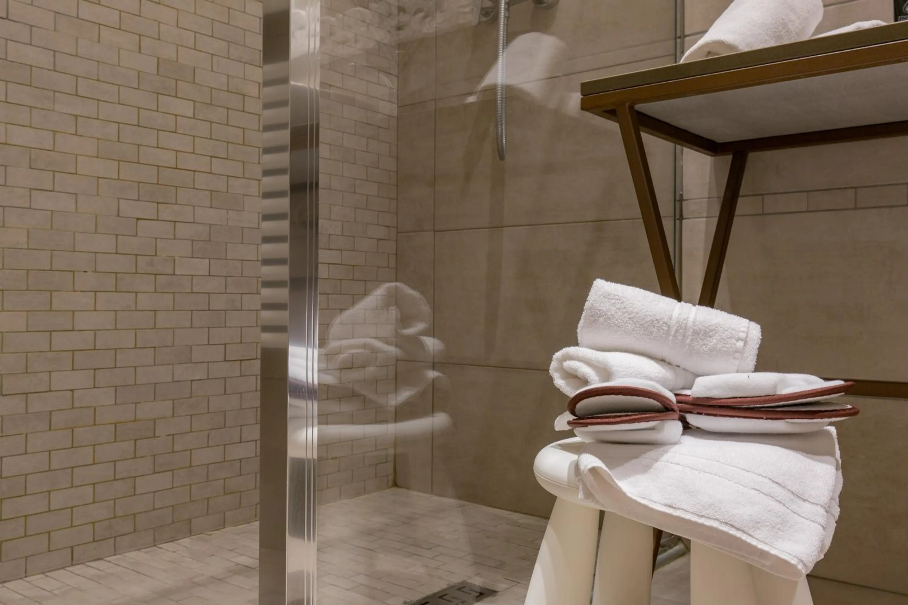 Bathroom in Residenza Bonifacio - Adults Only