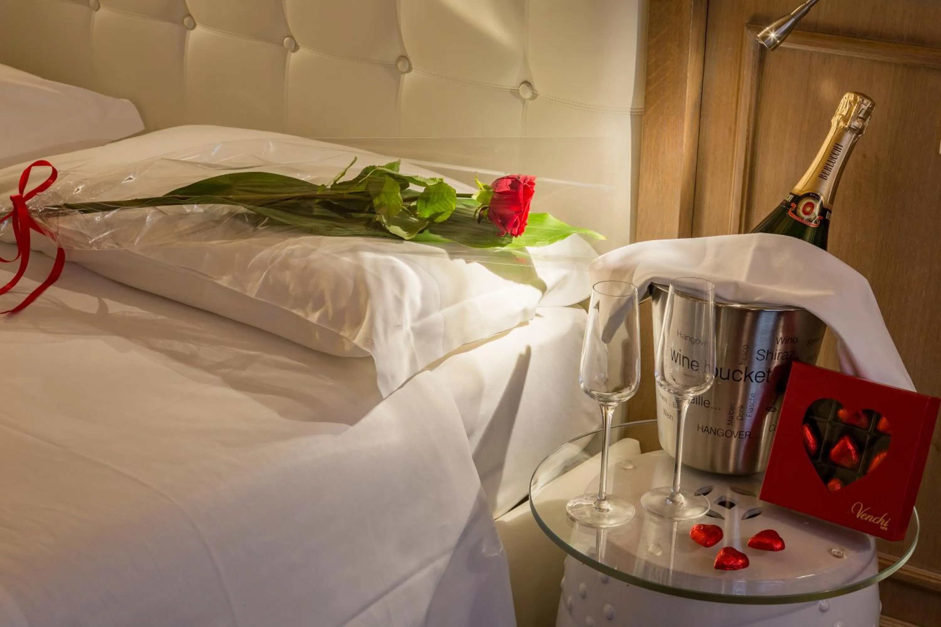Food and drinks, Bed in Residenza Bonifacio - Adults Only