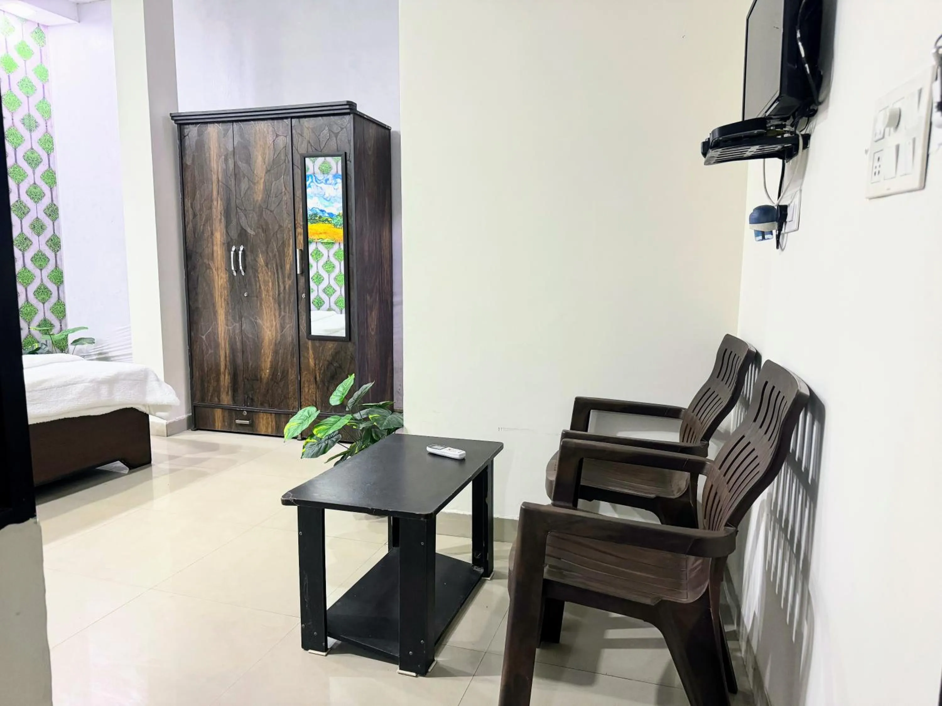 Seating area in Backpacker's Nest