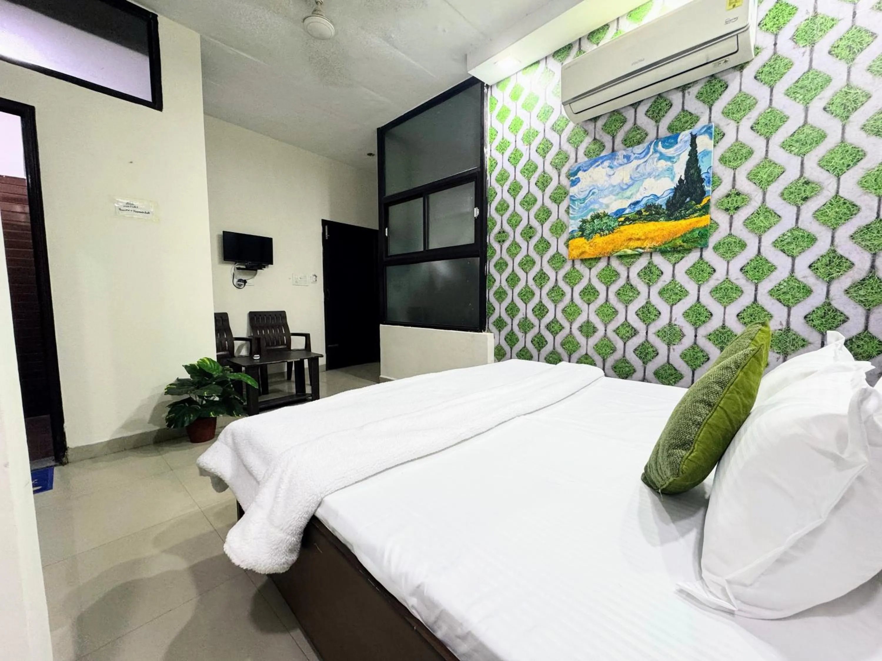 Bed in Backpacker's Nest