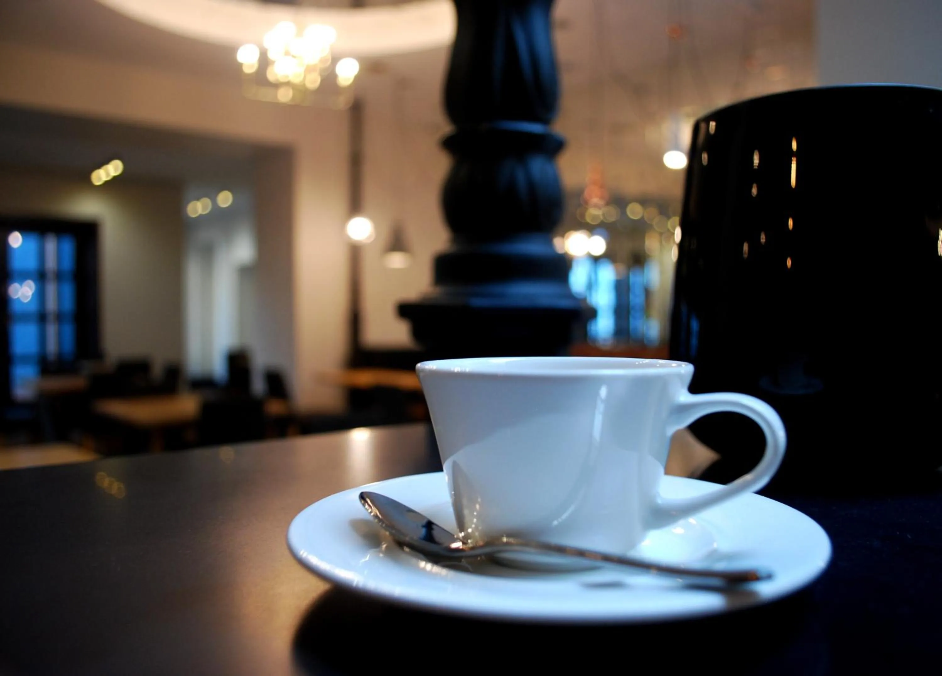 Restaurant/places to eat in Hotel Nihil Novi