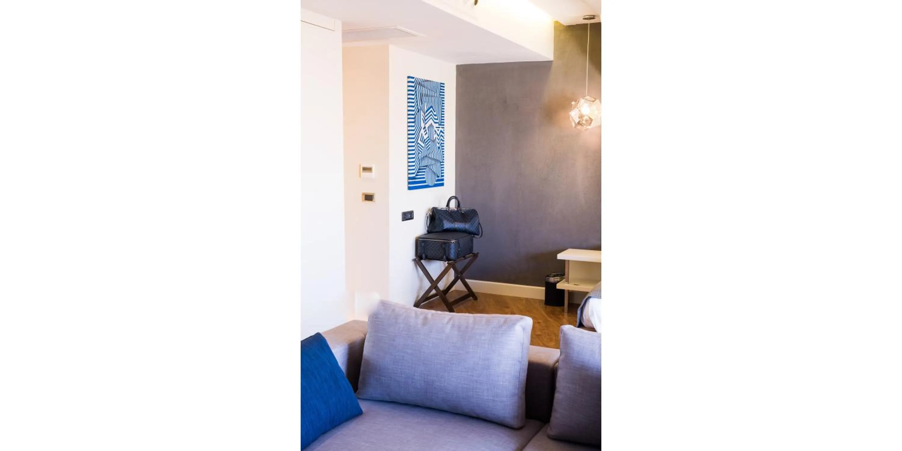 Decorative detail in Maroon Hotel Pera