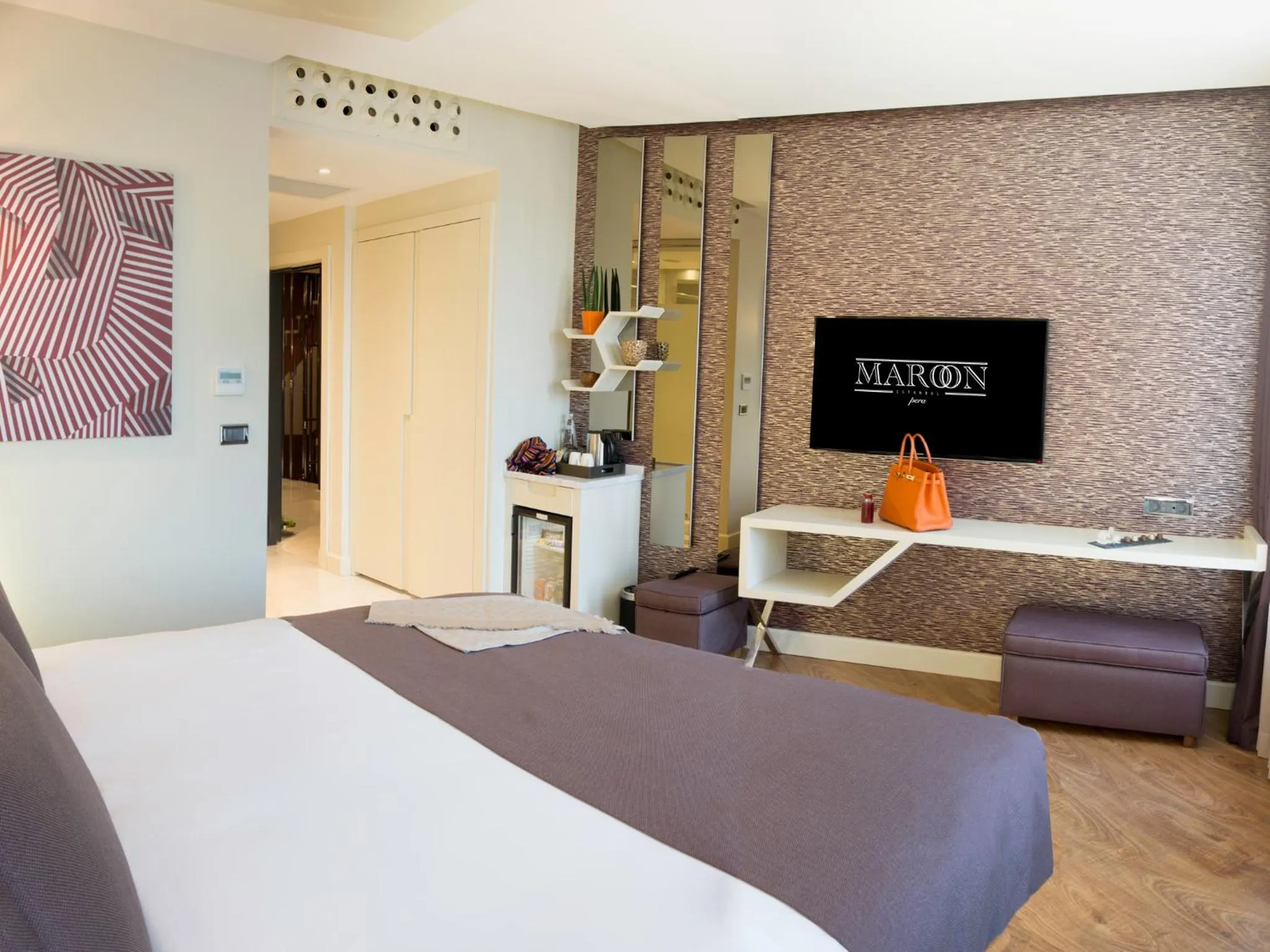 Other, Bed in Maroon Hotel Pera