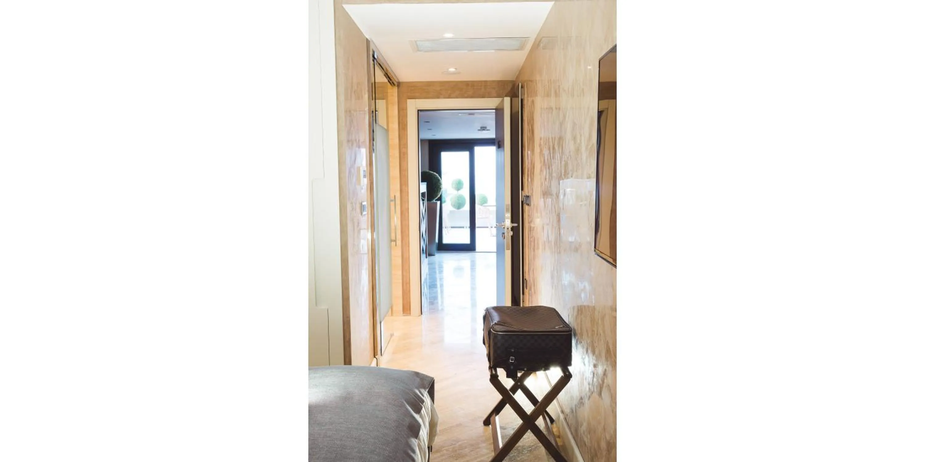 Decorative detail in Maroon Hotel Pera