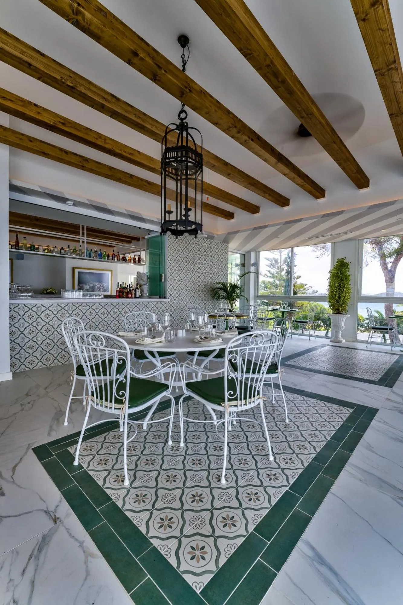 Restaurant/places to eat in Hotel Mongibello Ibiza