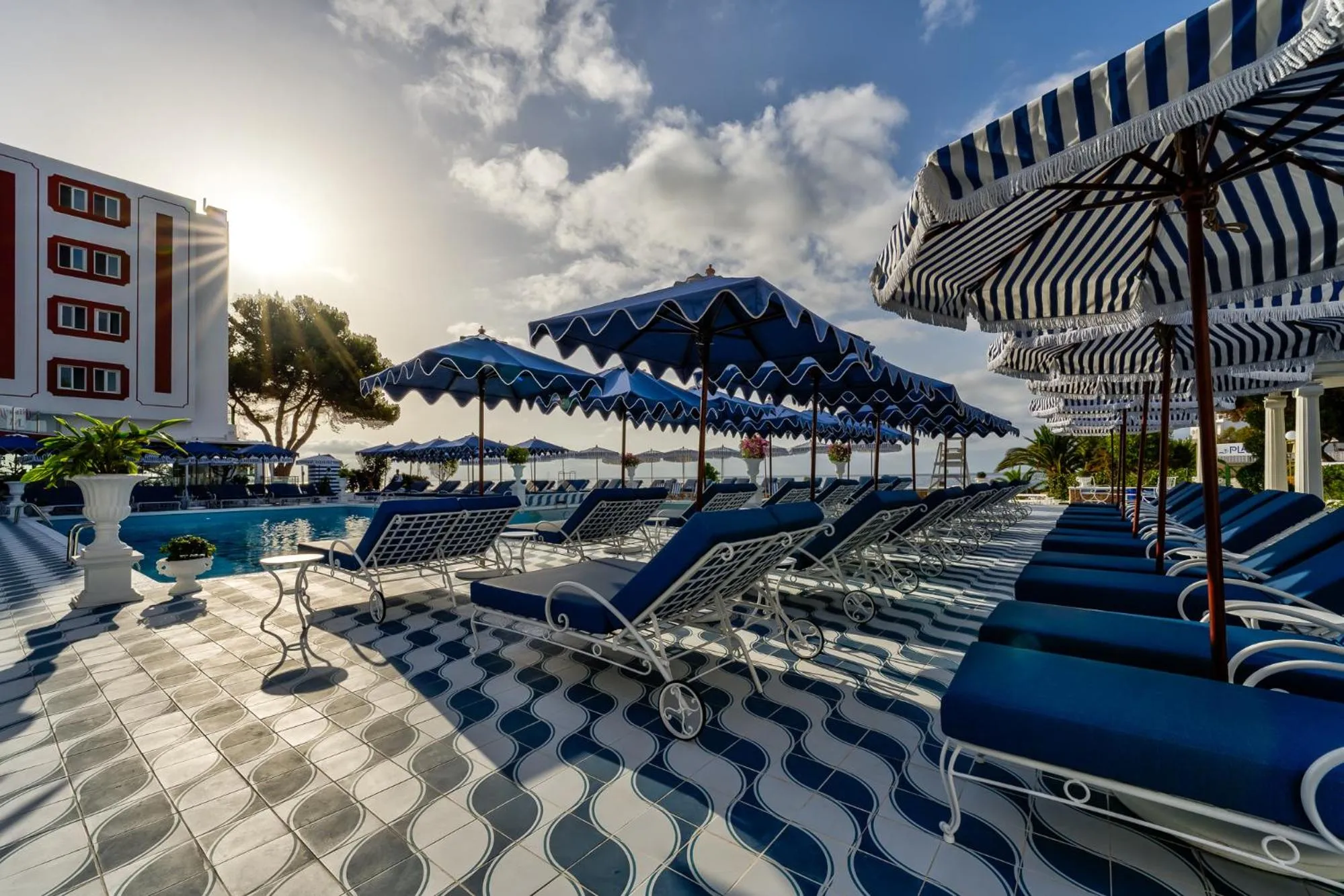 Swimming pool in Hotel Mongibello Ibiza