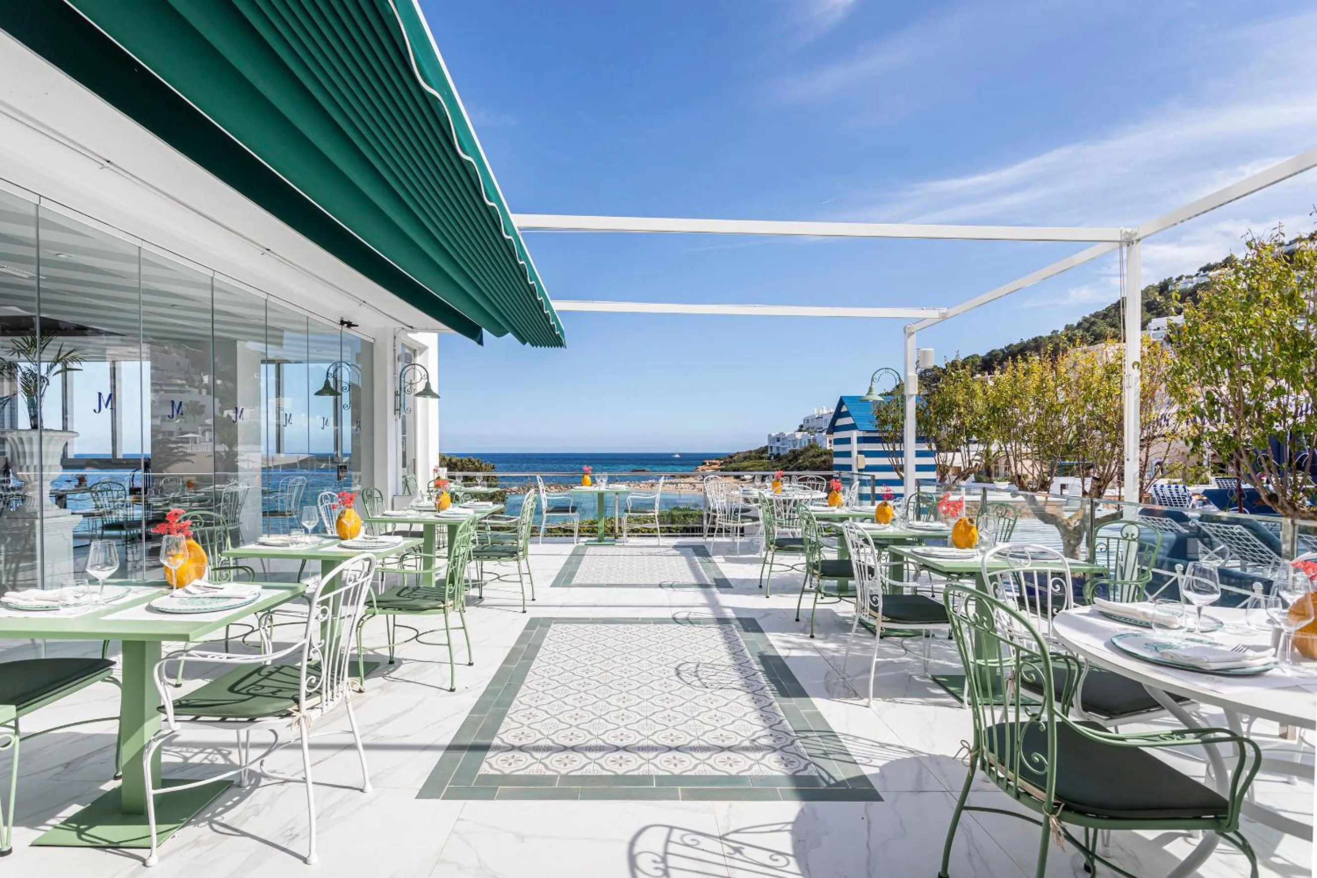 Restaurant/places to eat in Hotel Mongibello Ibiza