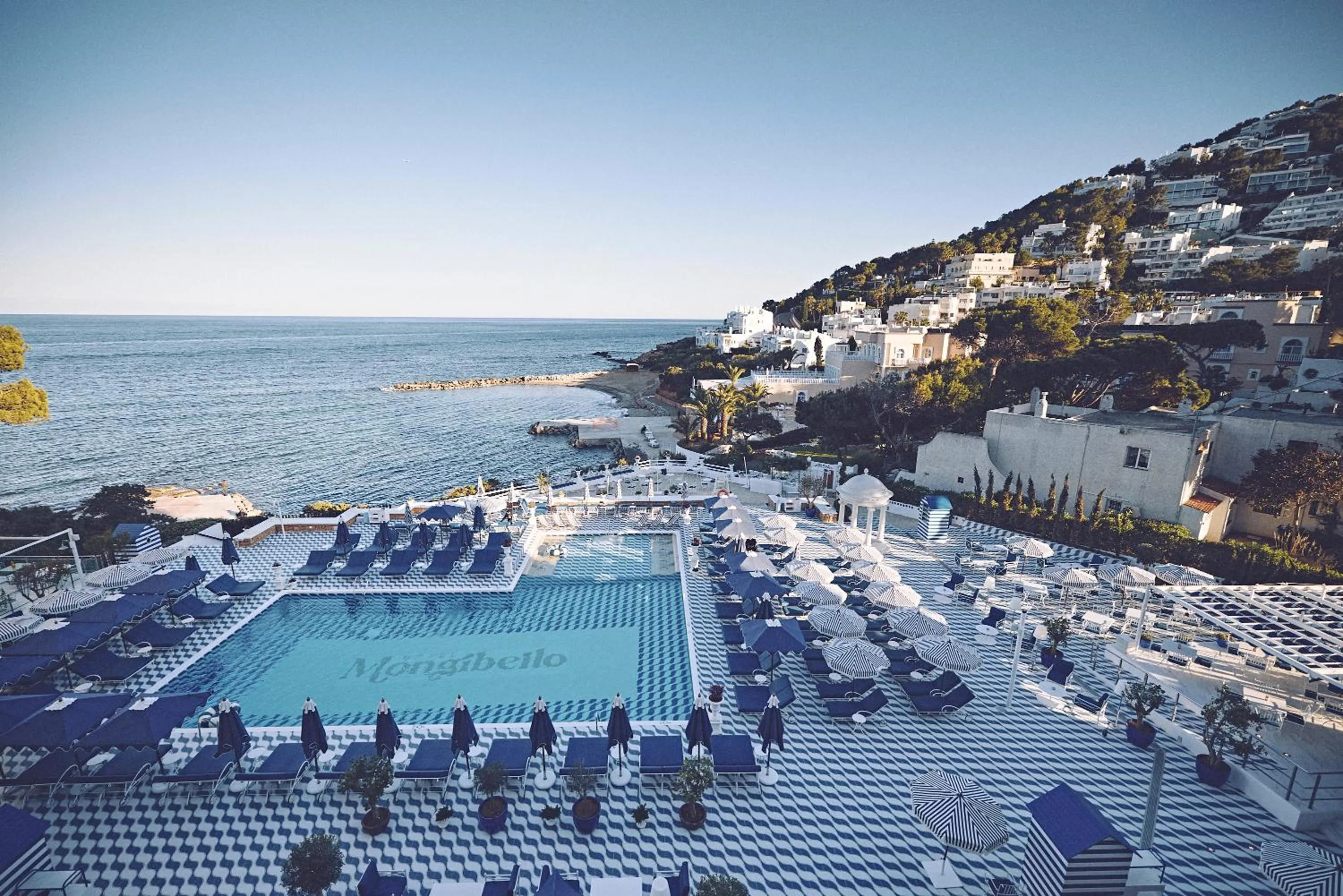 Pool view in Hotel Mongibello Ibiza