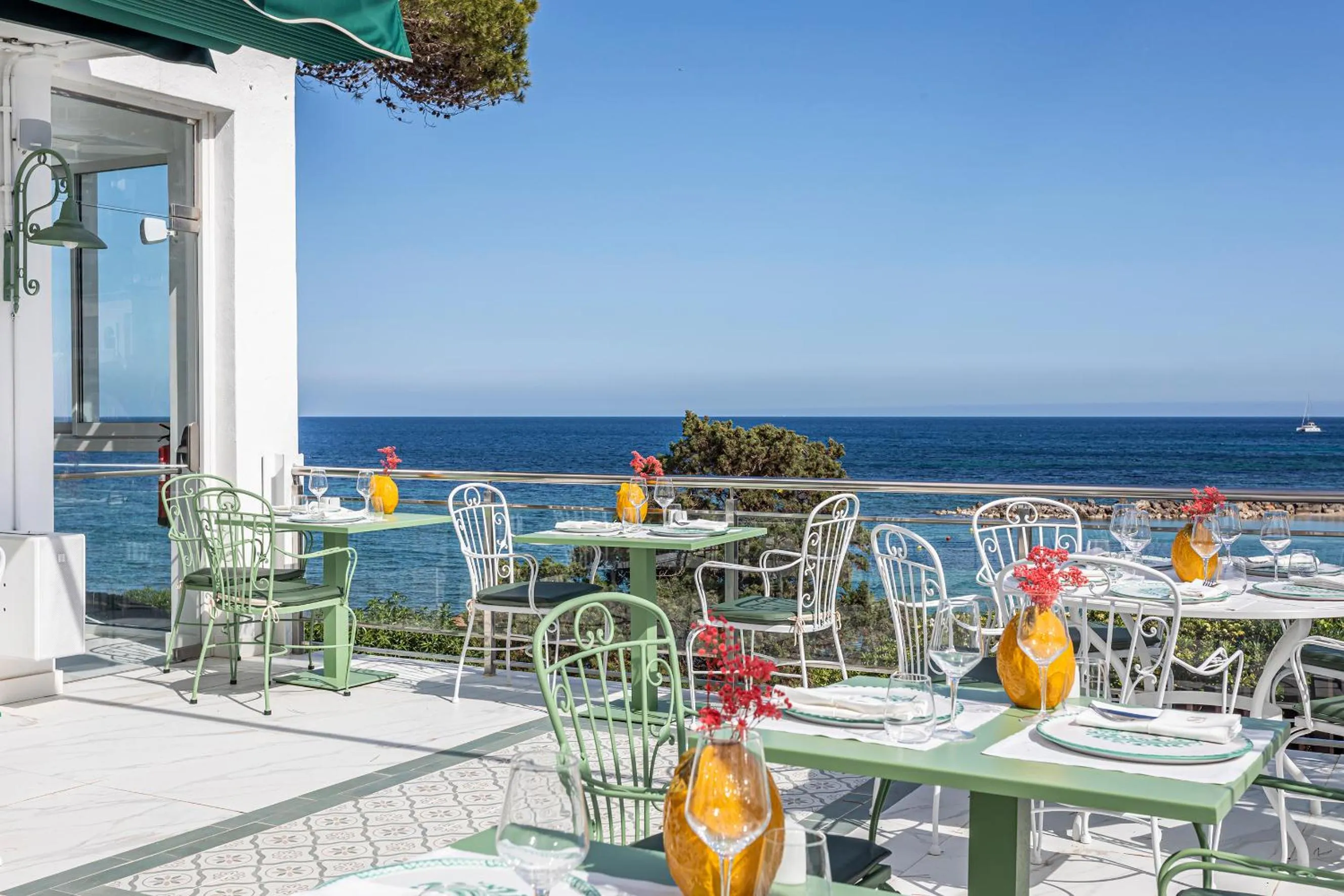 Restaurant/places to eat in Hotel Mongibello Ibiza