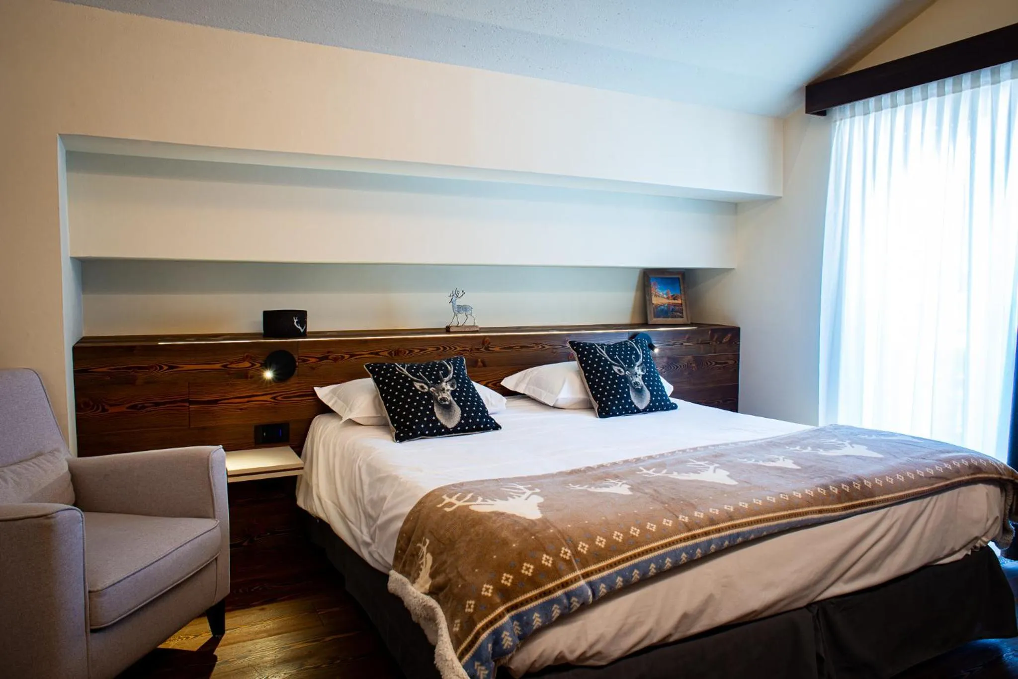 Bedroom, Bed in Hotel De Champoluc