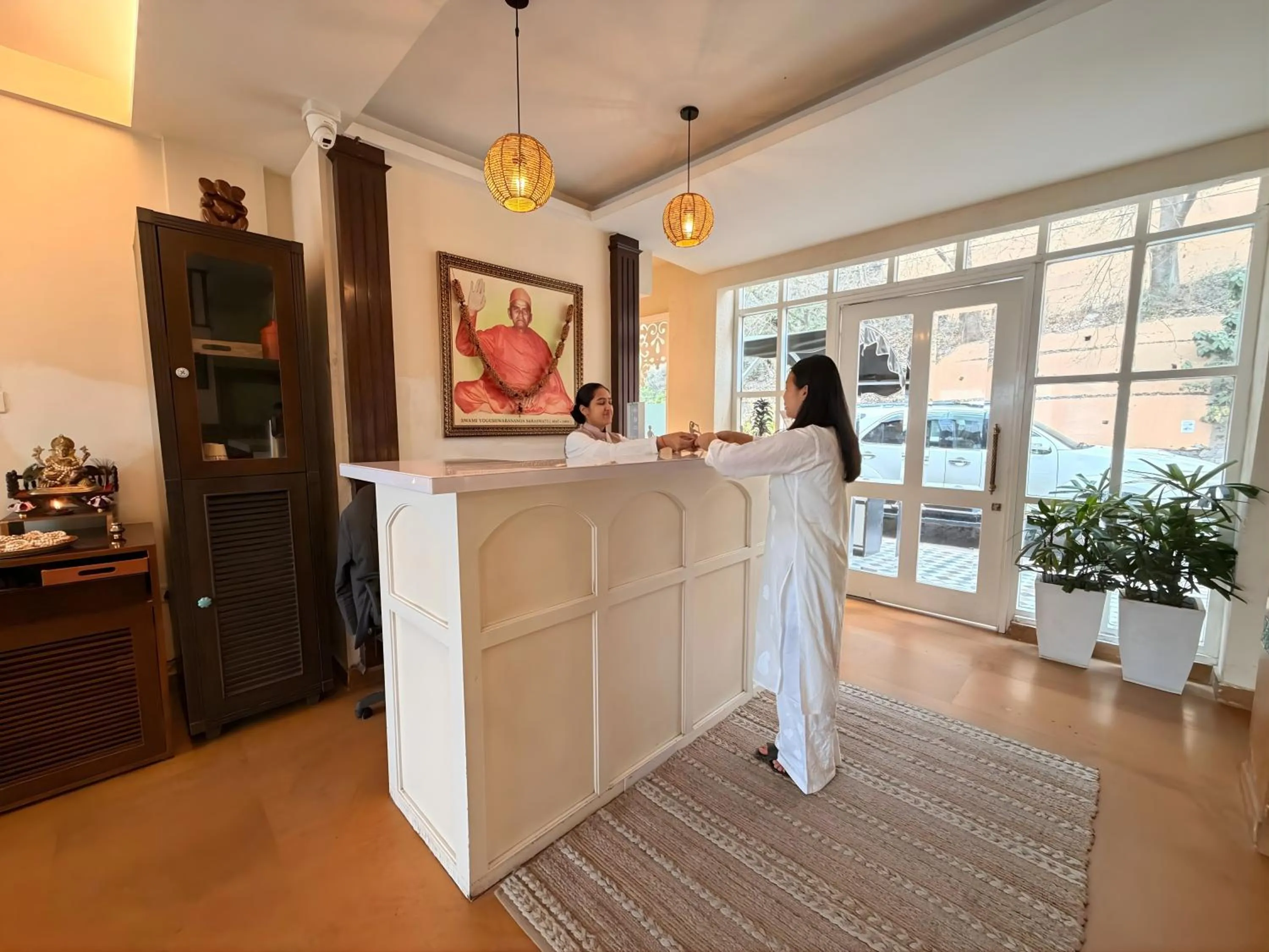 Lobby or reception in Yog Niketan By Sanskriti