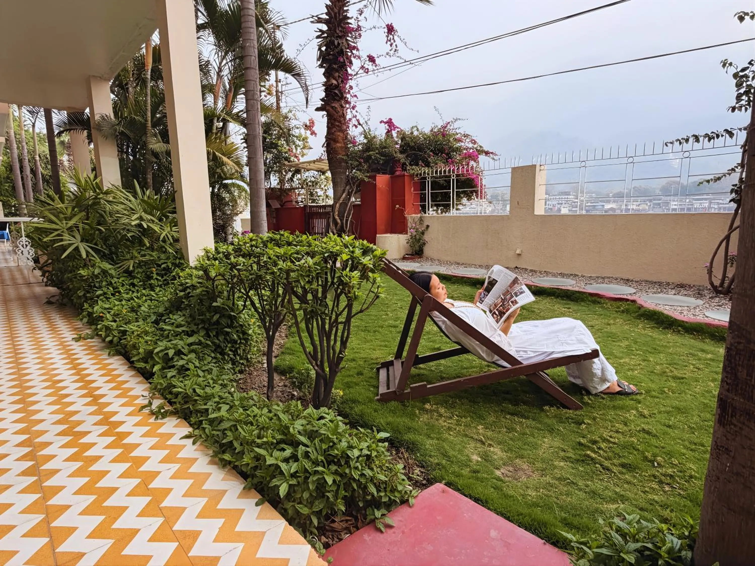 Garden view in Yog Niketan By Sanskriti