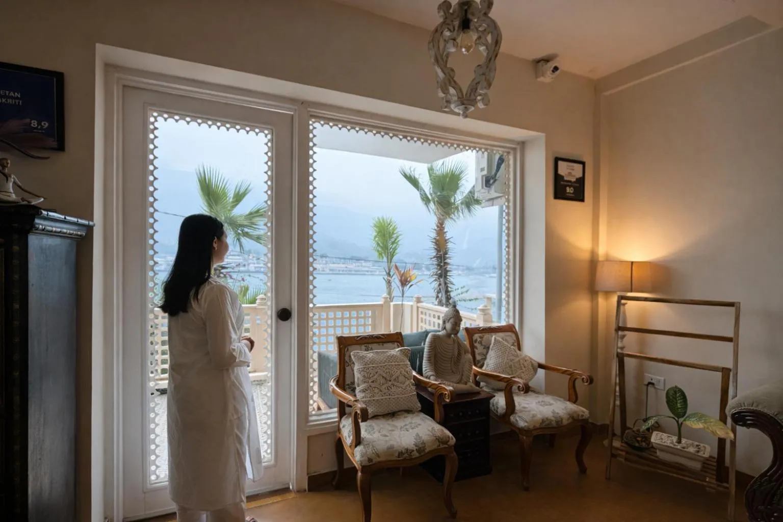 Lobby or reception in Yog Niketan By Sanskriti