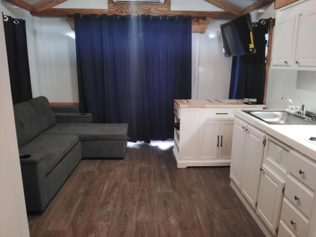 Old Wooden Bridge Resort & Marina