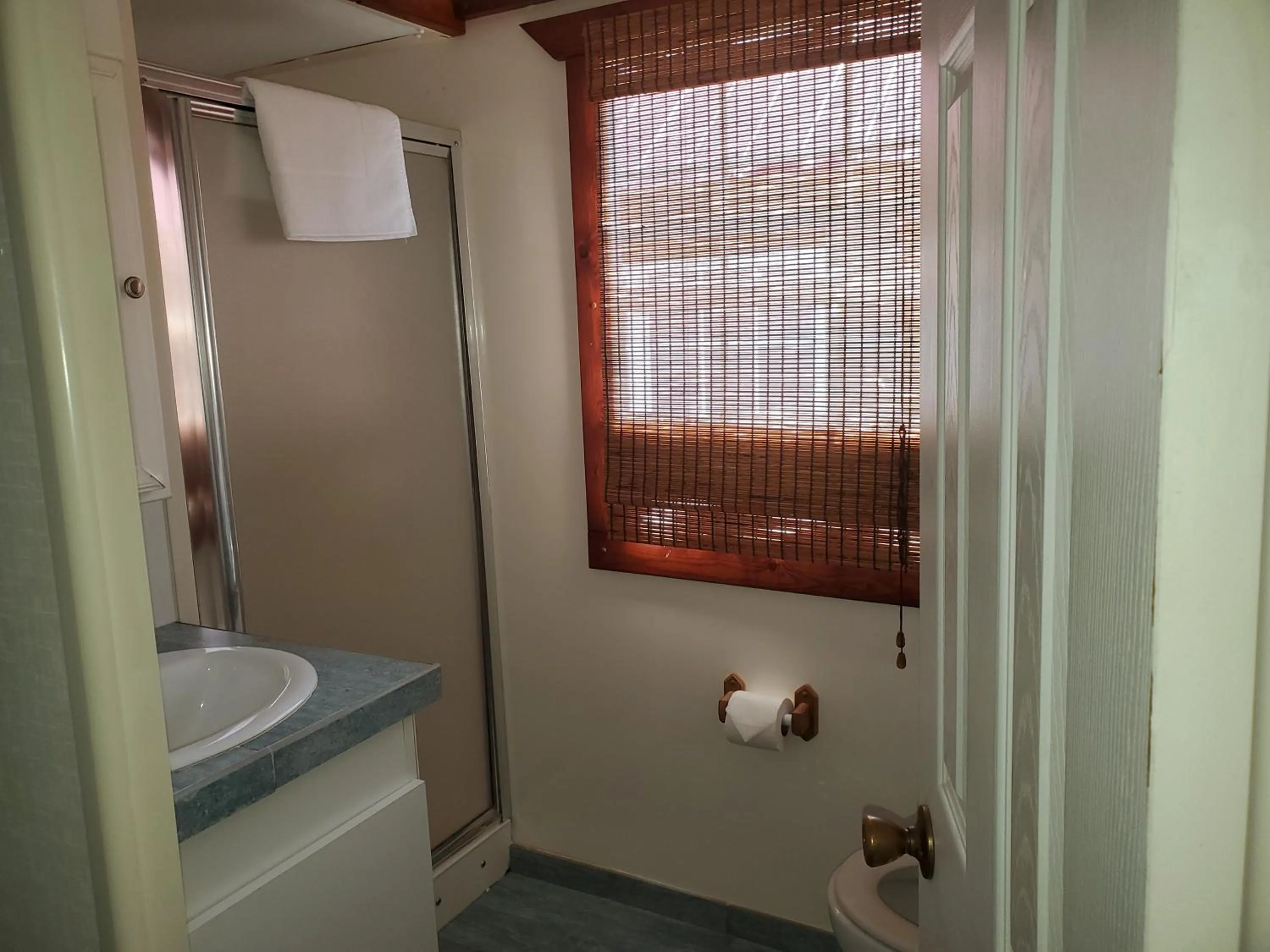 Old Wooden Bridge Resort & Marina