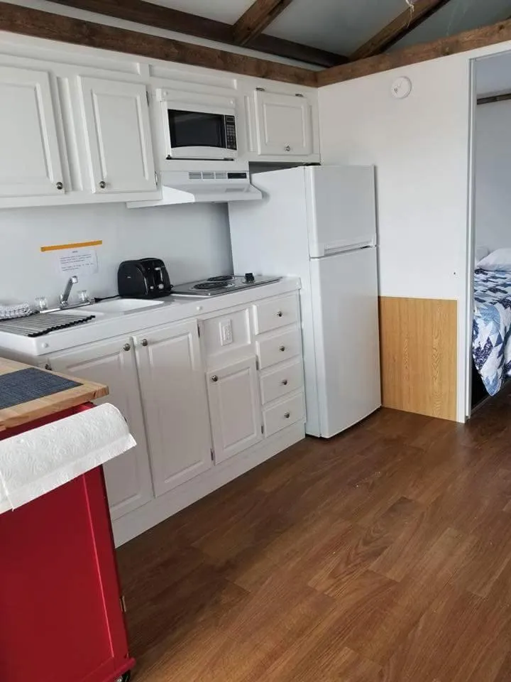 Old Wooden Bridge Resort & Marina