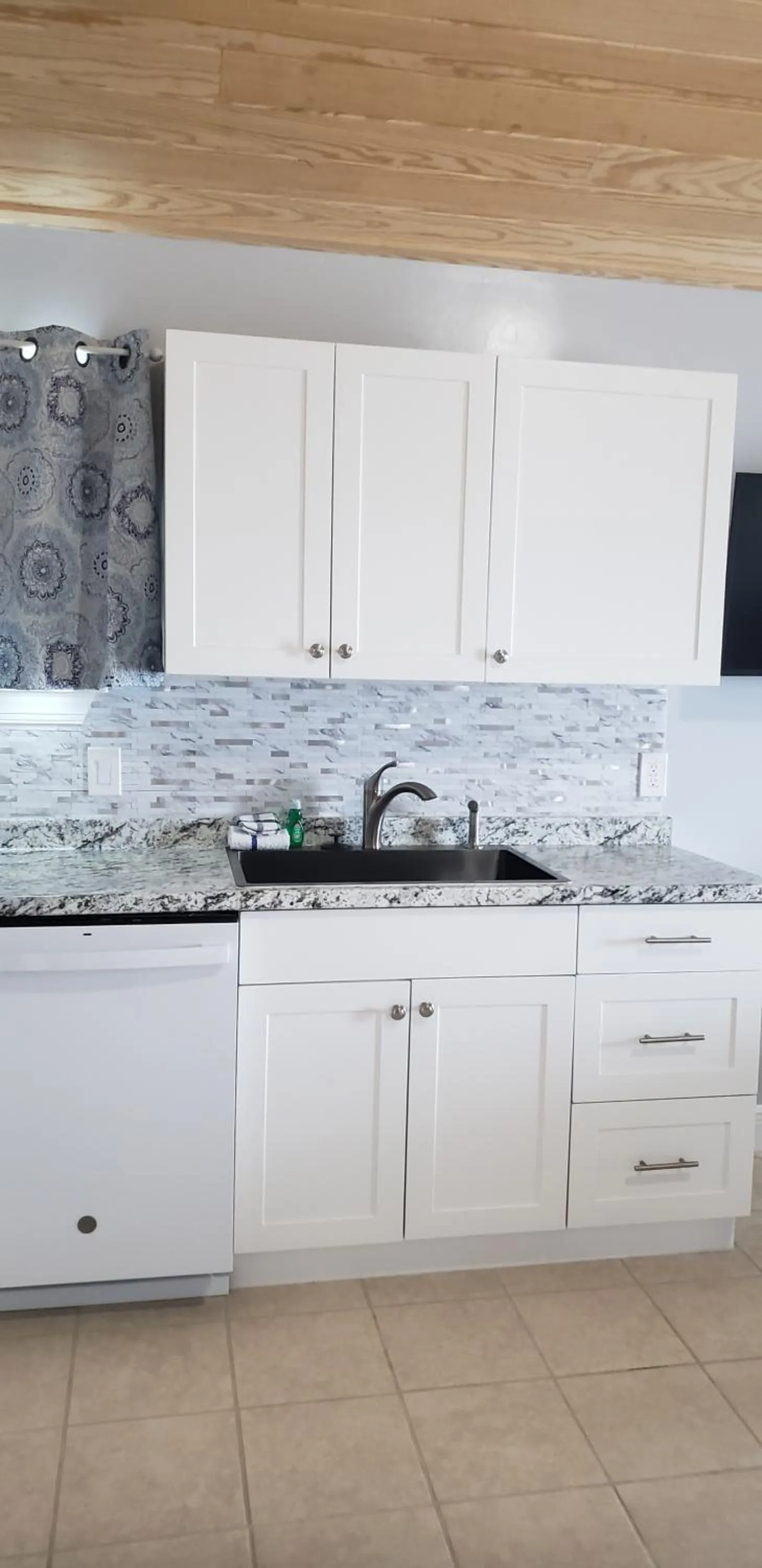 Old Wooden Bridge Resort & Marina