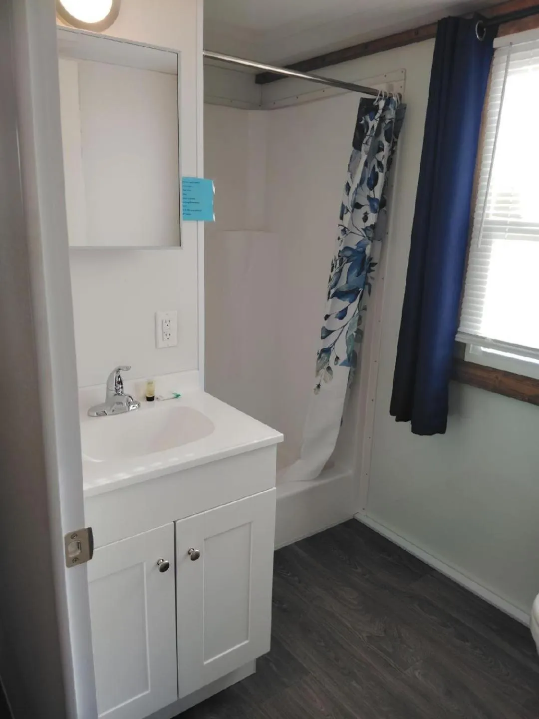 Old Wooden Bridge Resort & Marina