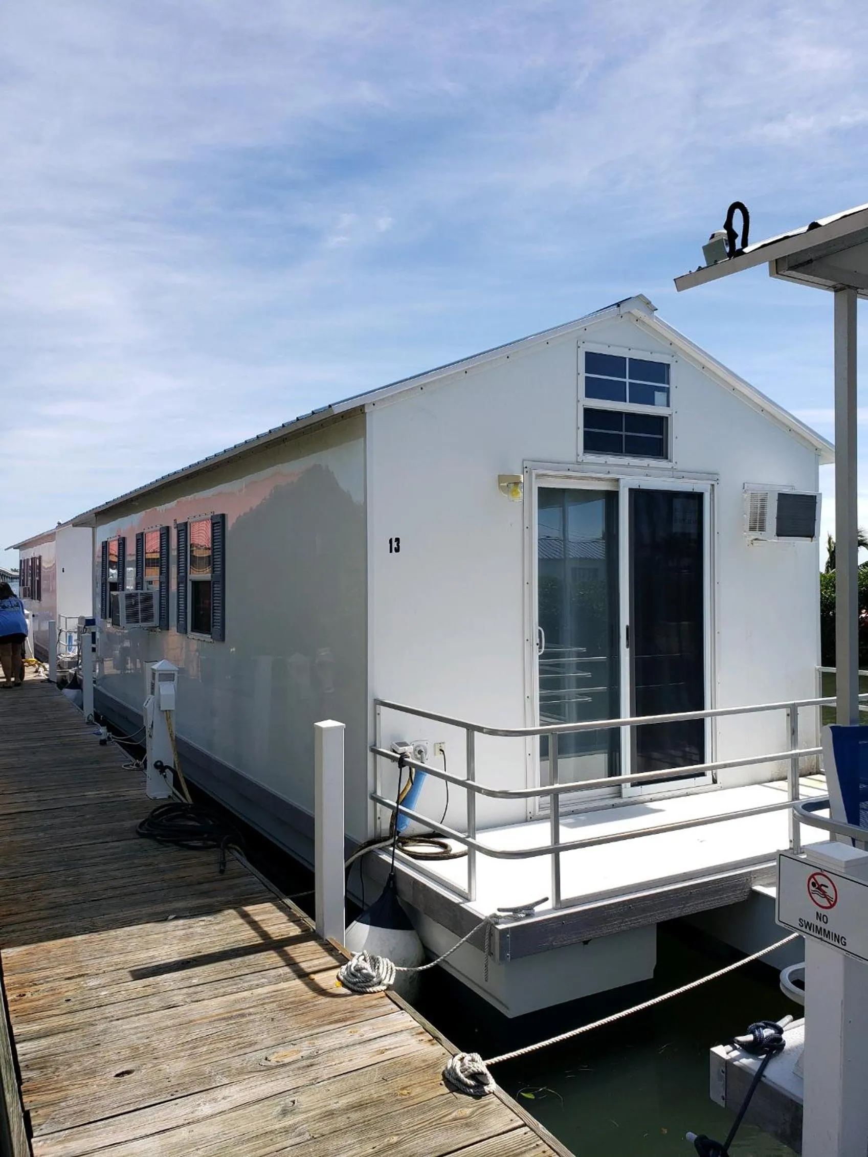Old Wooden Bridge Resort & Marina