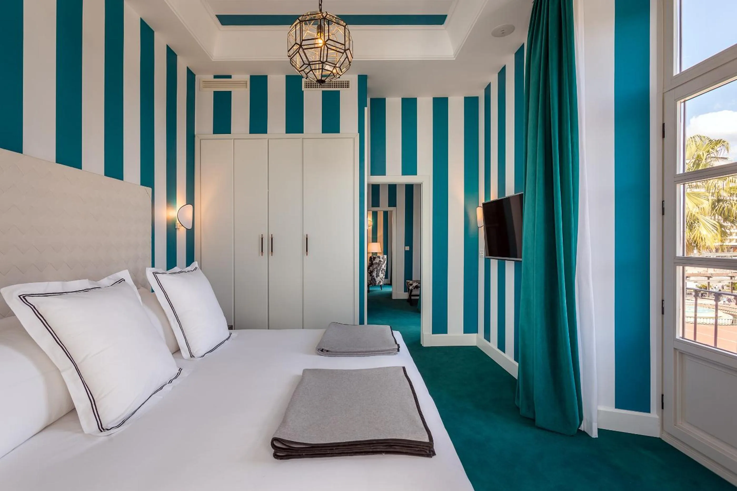 Dining area, Bed in Room Mate Collection Valeria, Málaga