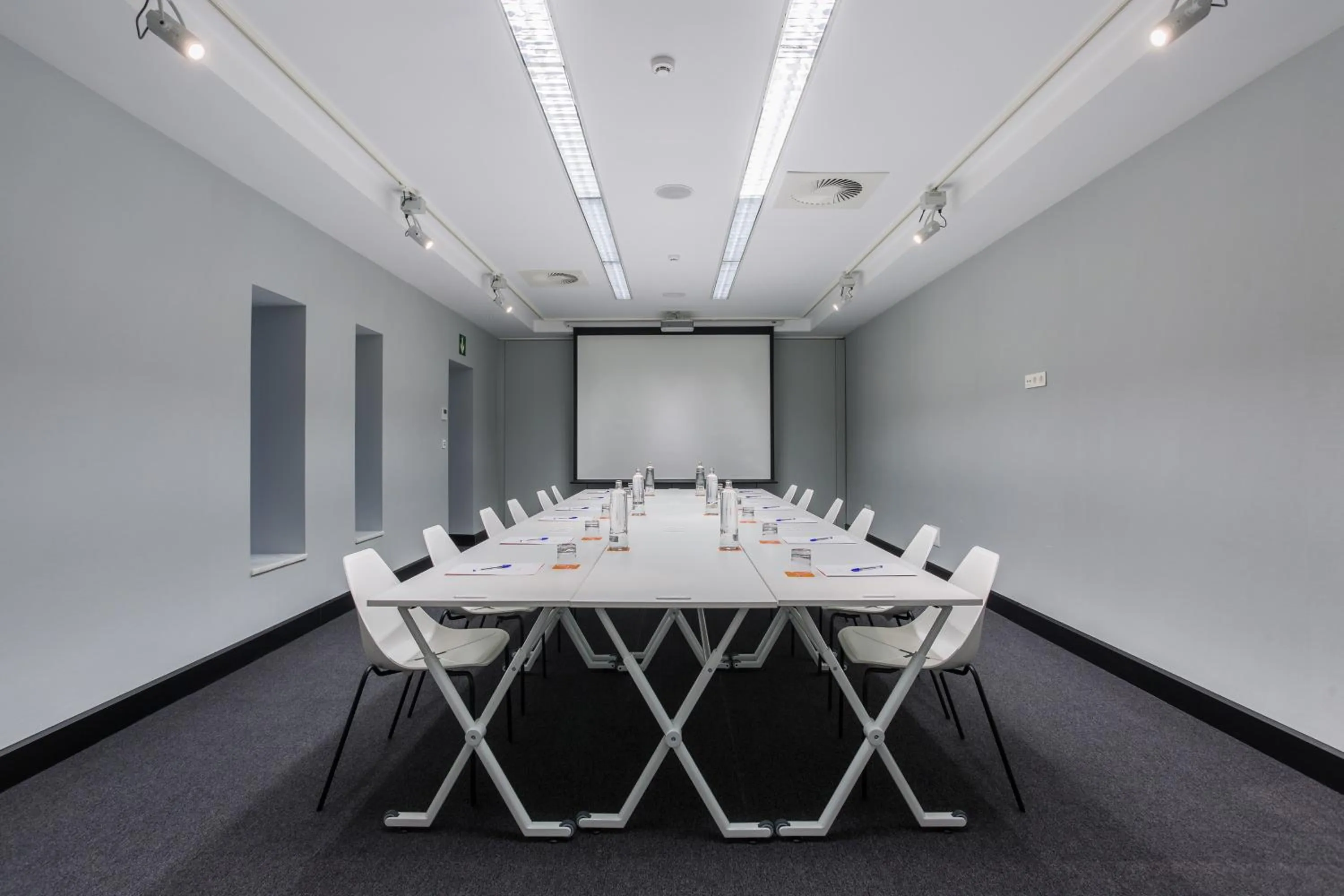 Business facilities in Room Mate Collection Valeria, Málaga