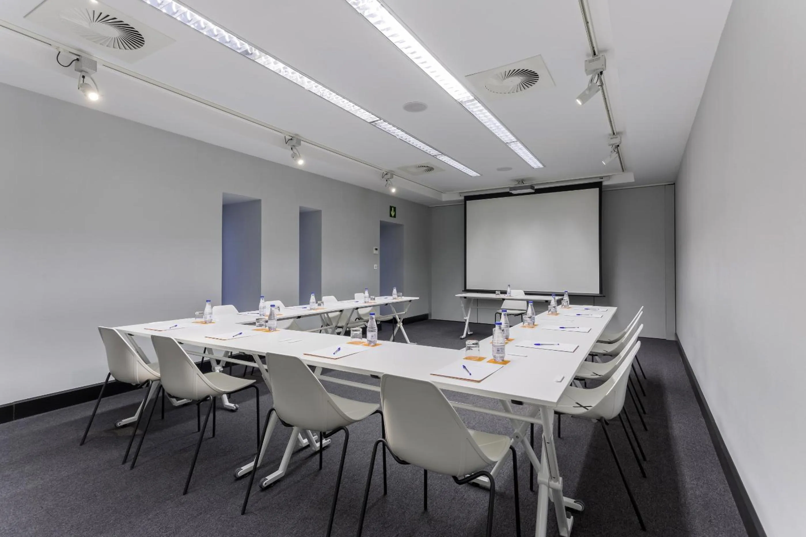 Meeting/conference room in Room Mate Collection Valeria, Málaga