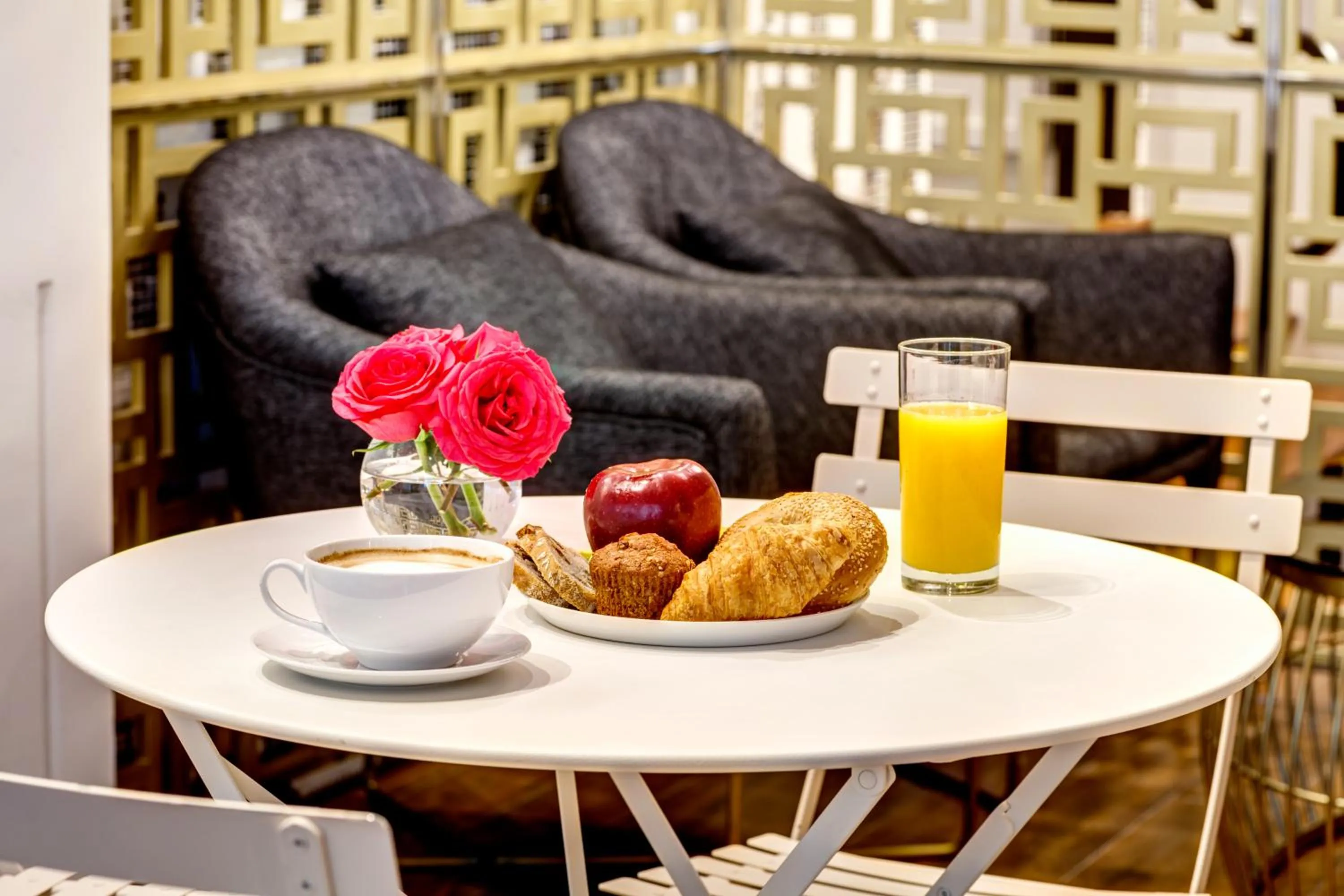 Continental breakfast in L Hotel