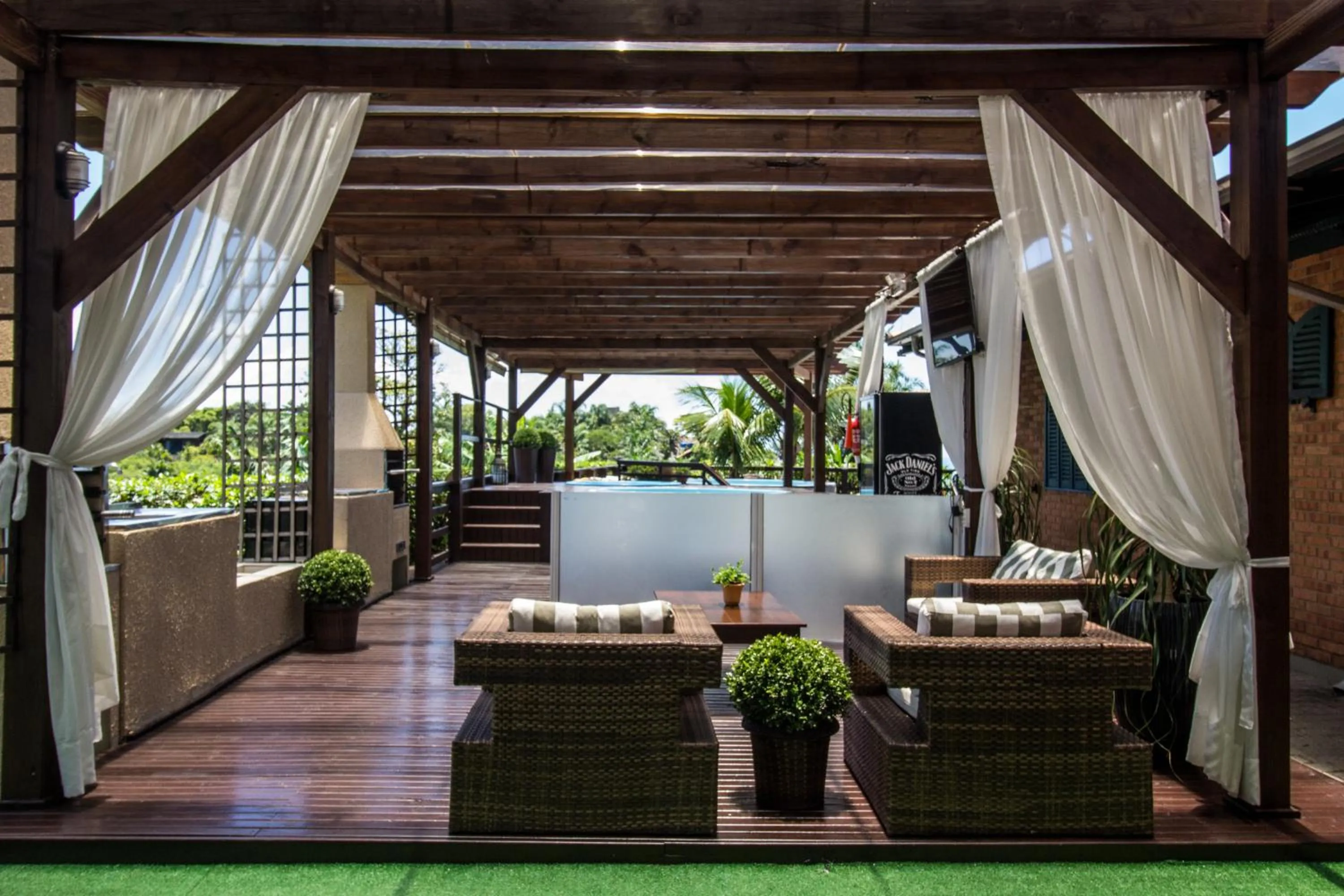 Communal lounge/ TV room in Pousada Molinha