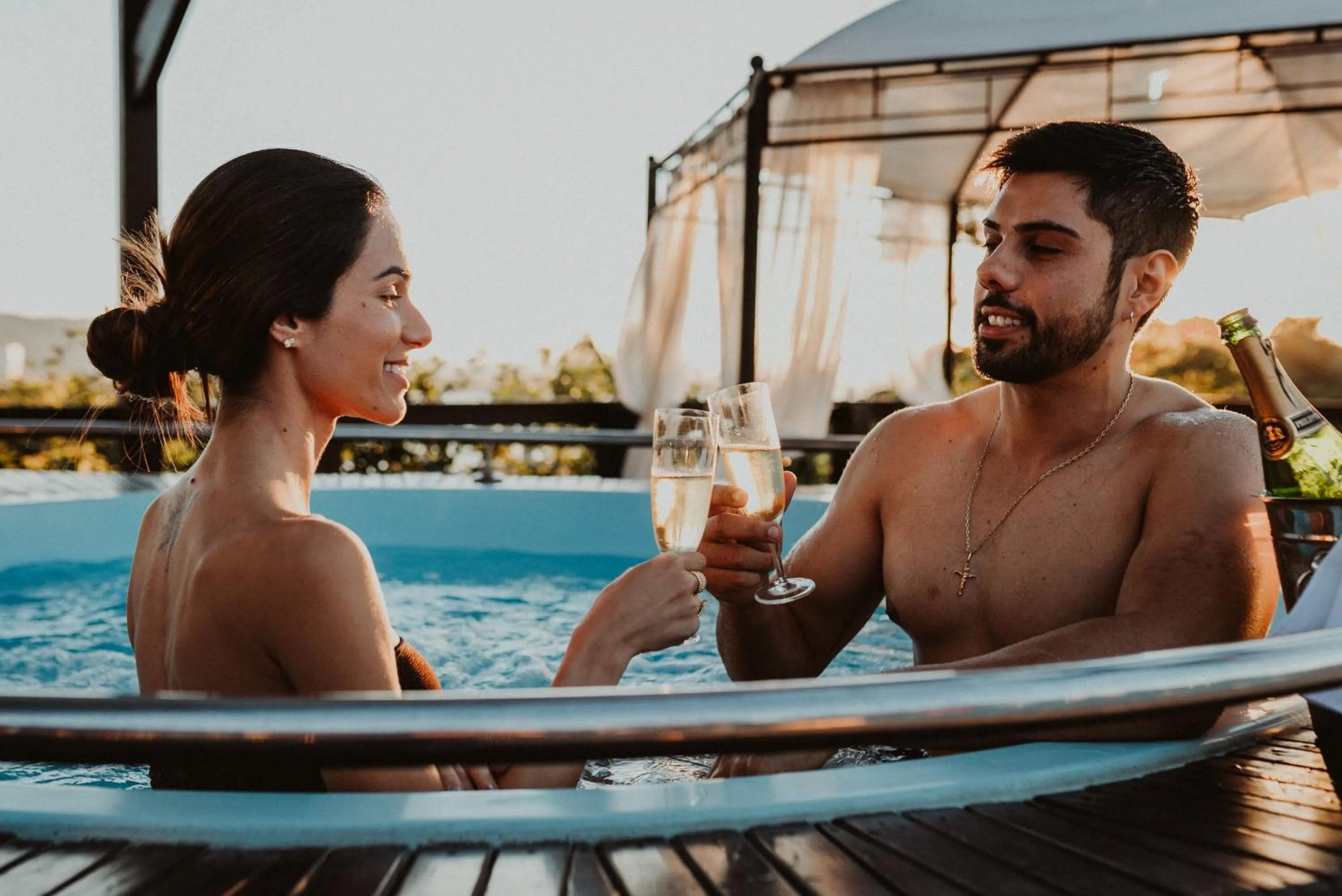 People in Pousada Molinha