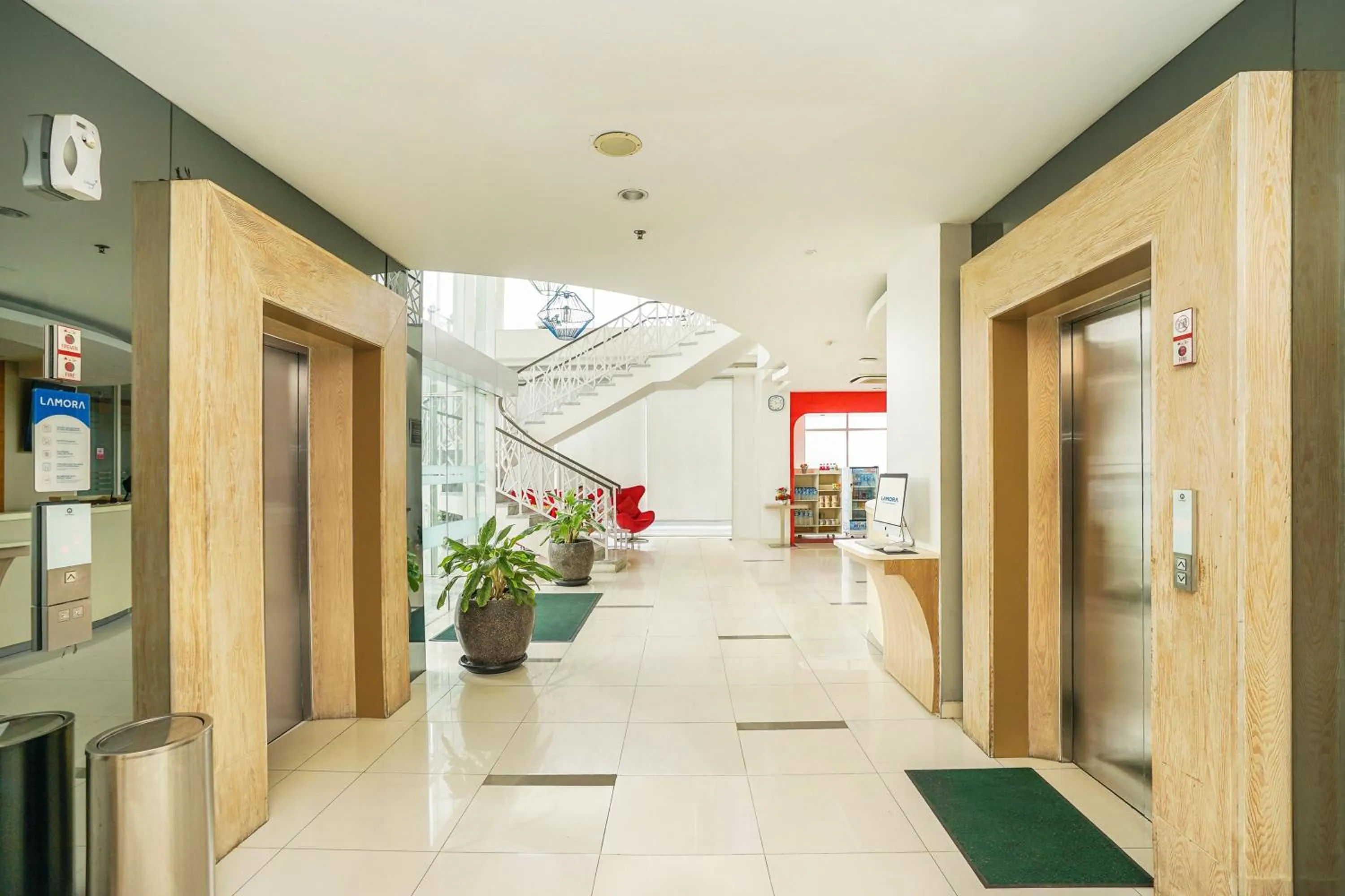 elevator in LAMORA Kota Lama Surabaya