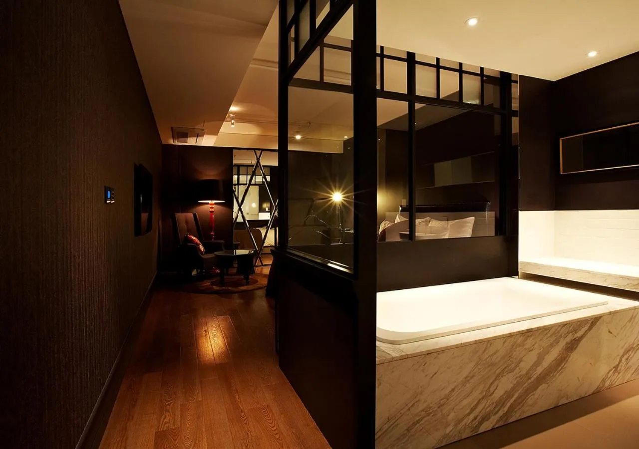 Bathroom, Bed in Lee Design Hotel