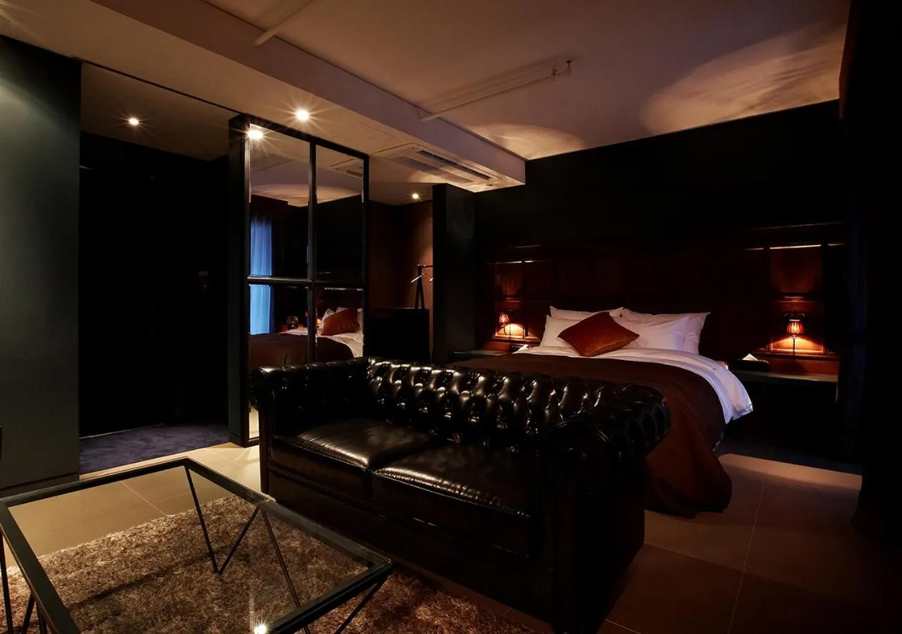 Bed in Lee Design Hotel