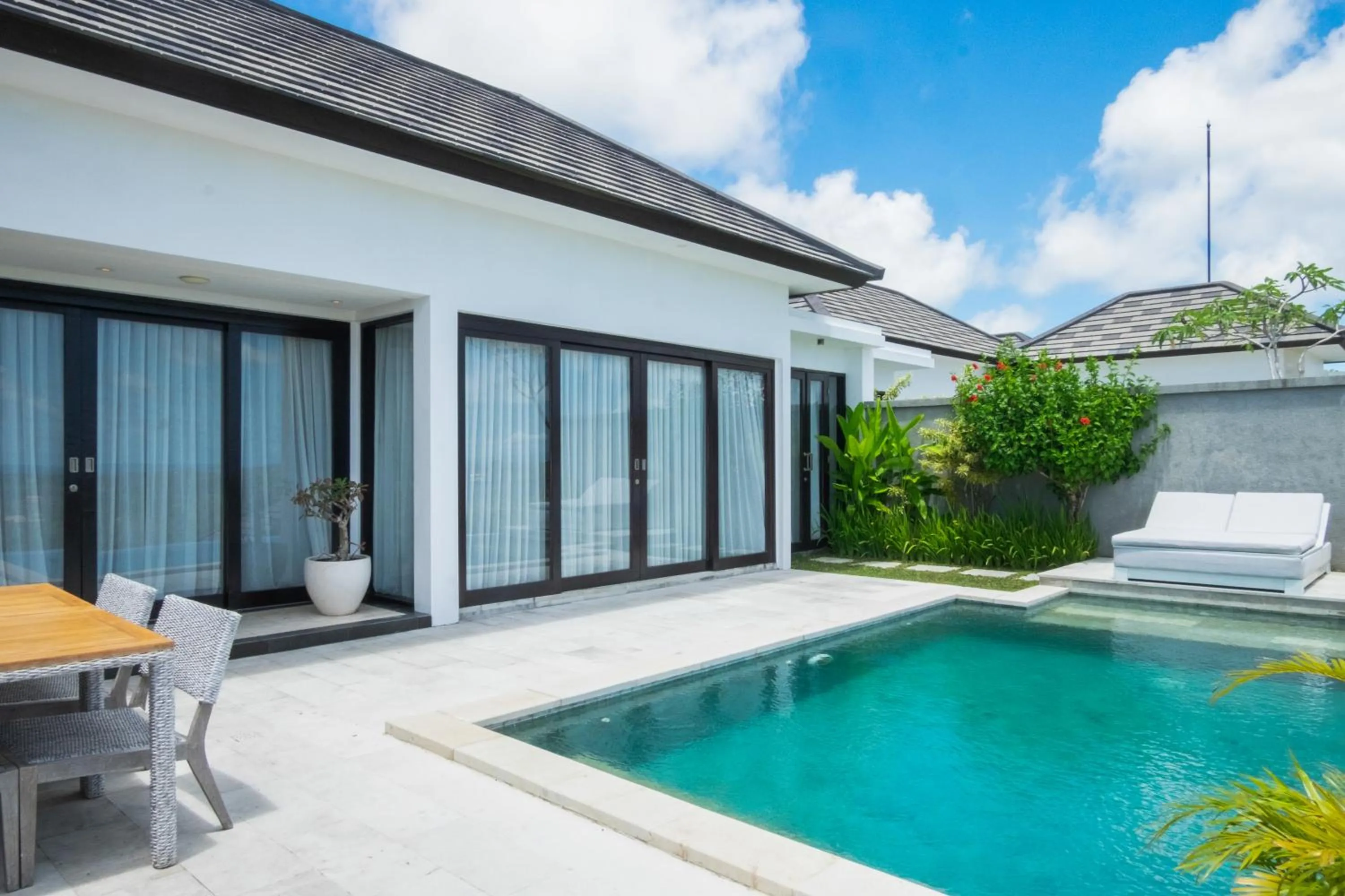 Pool view in Prasana Villas by Arjani Resorts