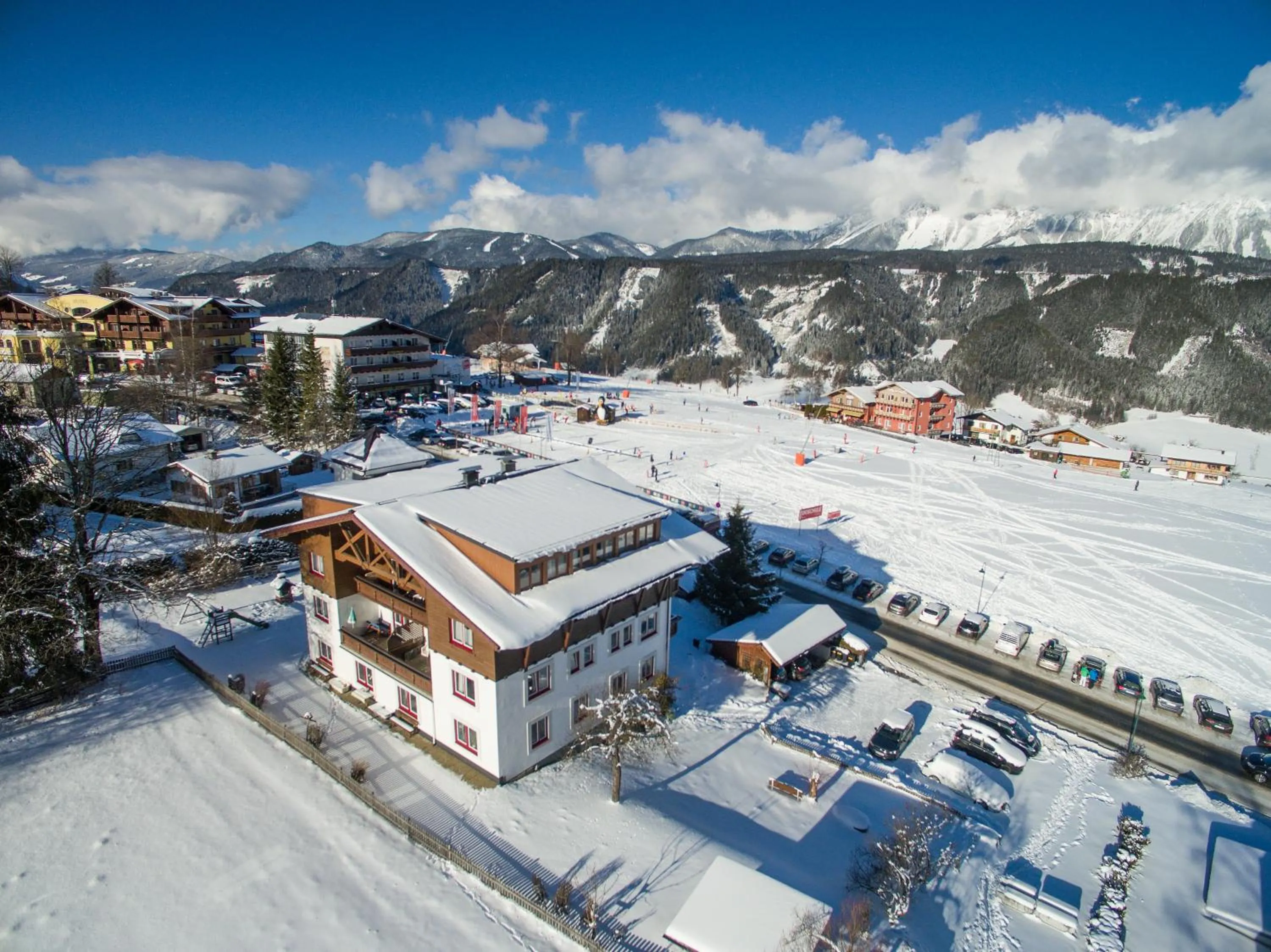Bird's eye view in Dachsteinblick