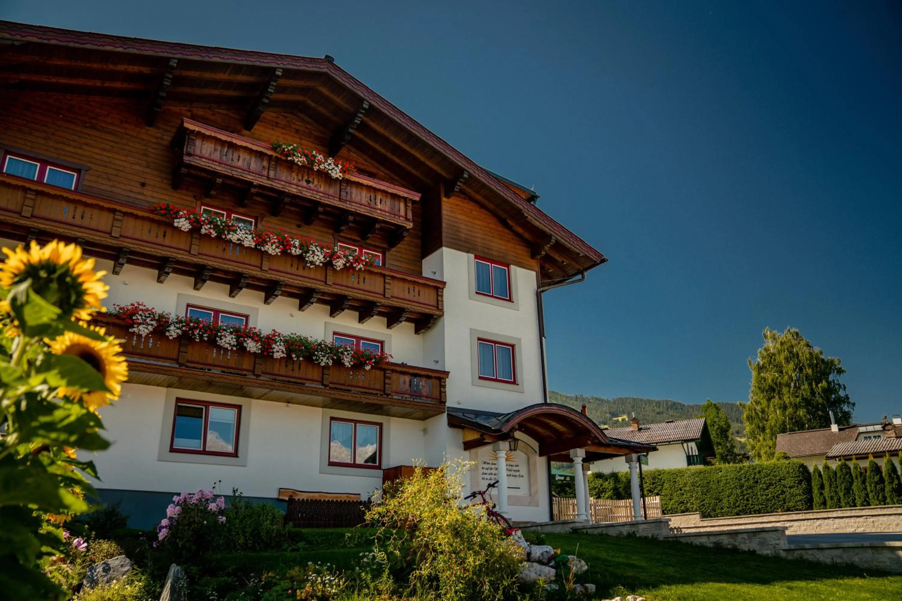 Property building in Dachsteinblick